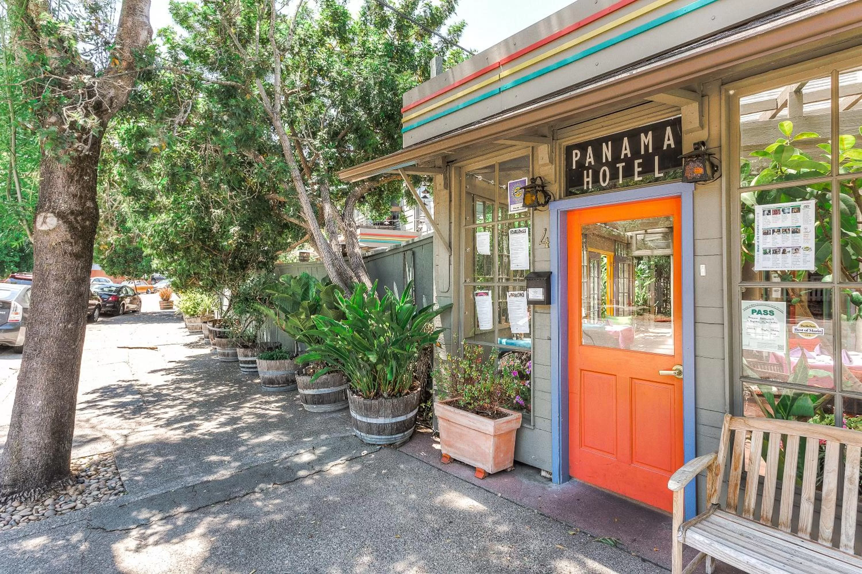 Facade/entrance in Panama Hotel and Suites
