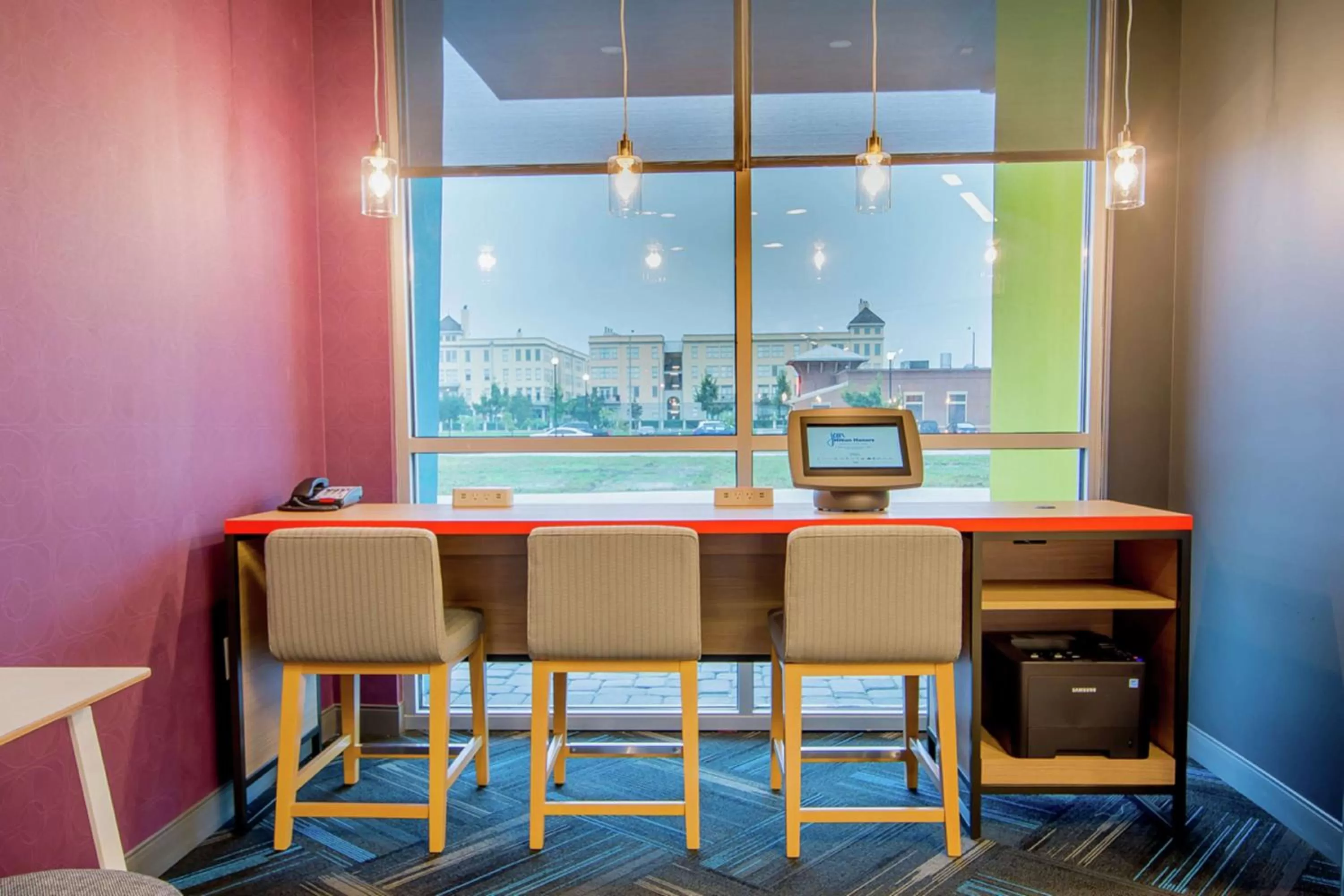 Lobby or reception in Tru by Hilton Lafayette River Ranch