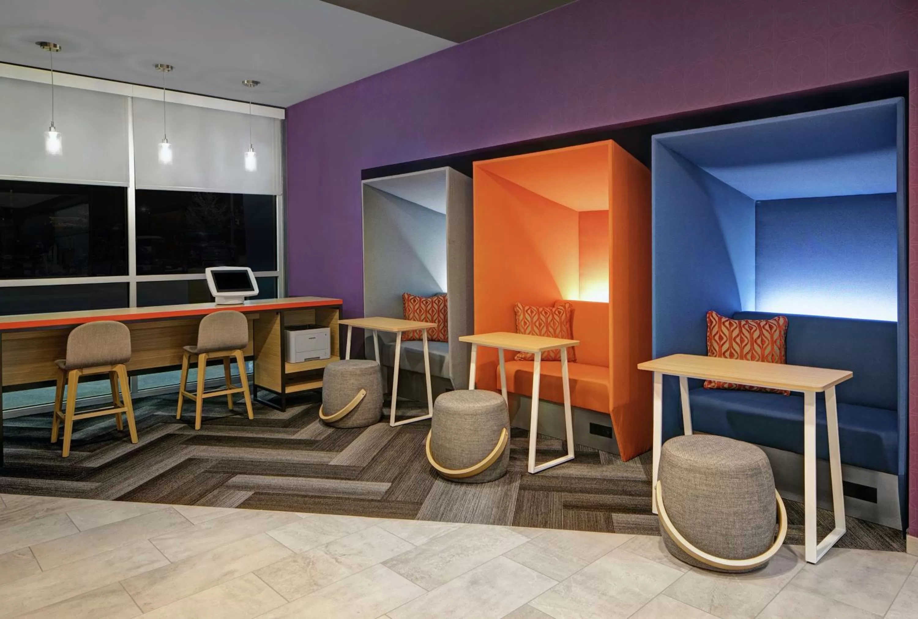 Meeting/conference room in Tru By Hilton Austin Airport, Tx