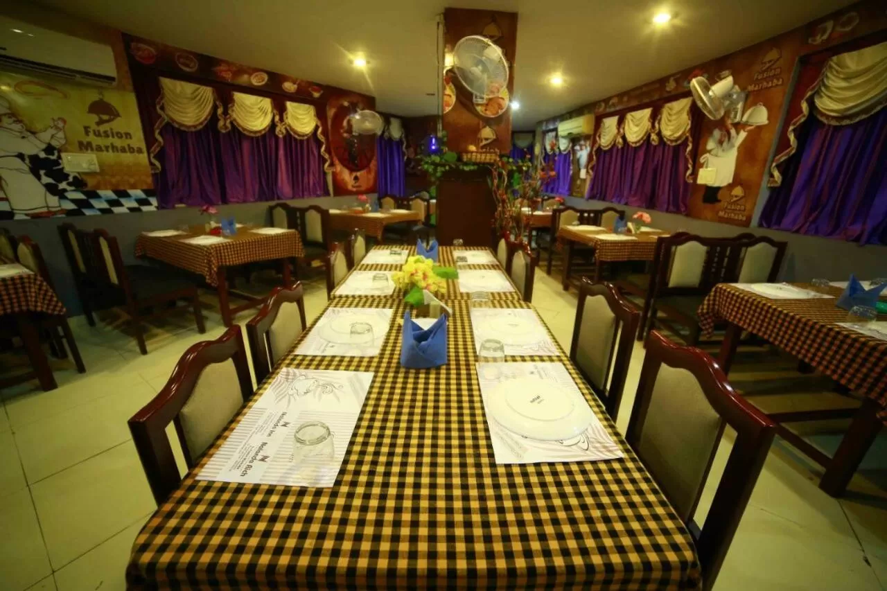 Restaurant/places to eat in Nalanda Inn