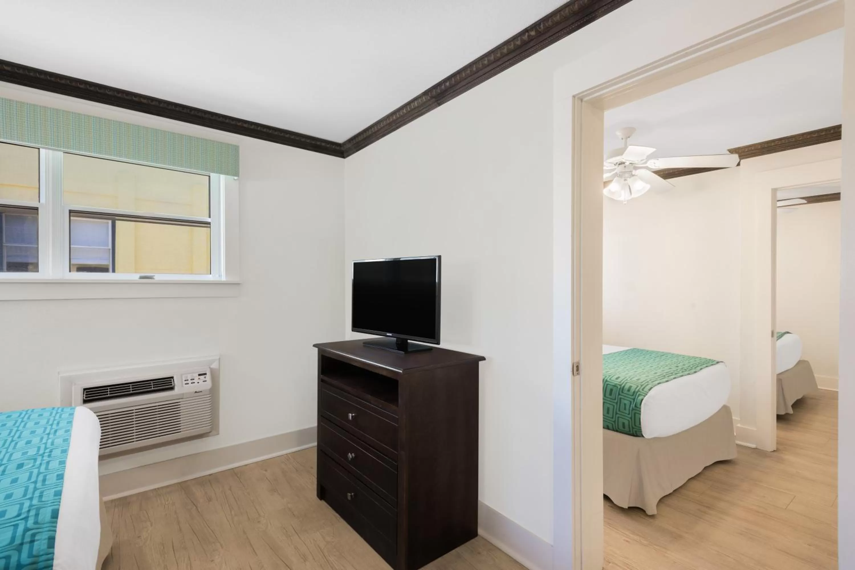 Bed in Days Inn by Wyndham Ocean City Oceanfront