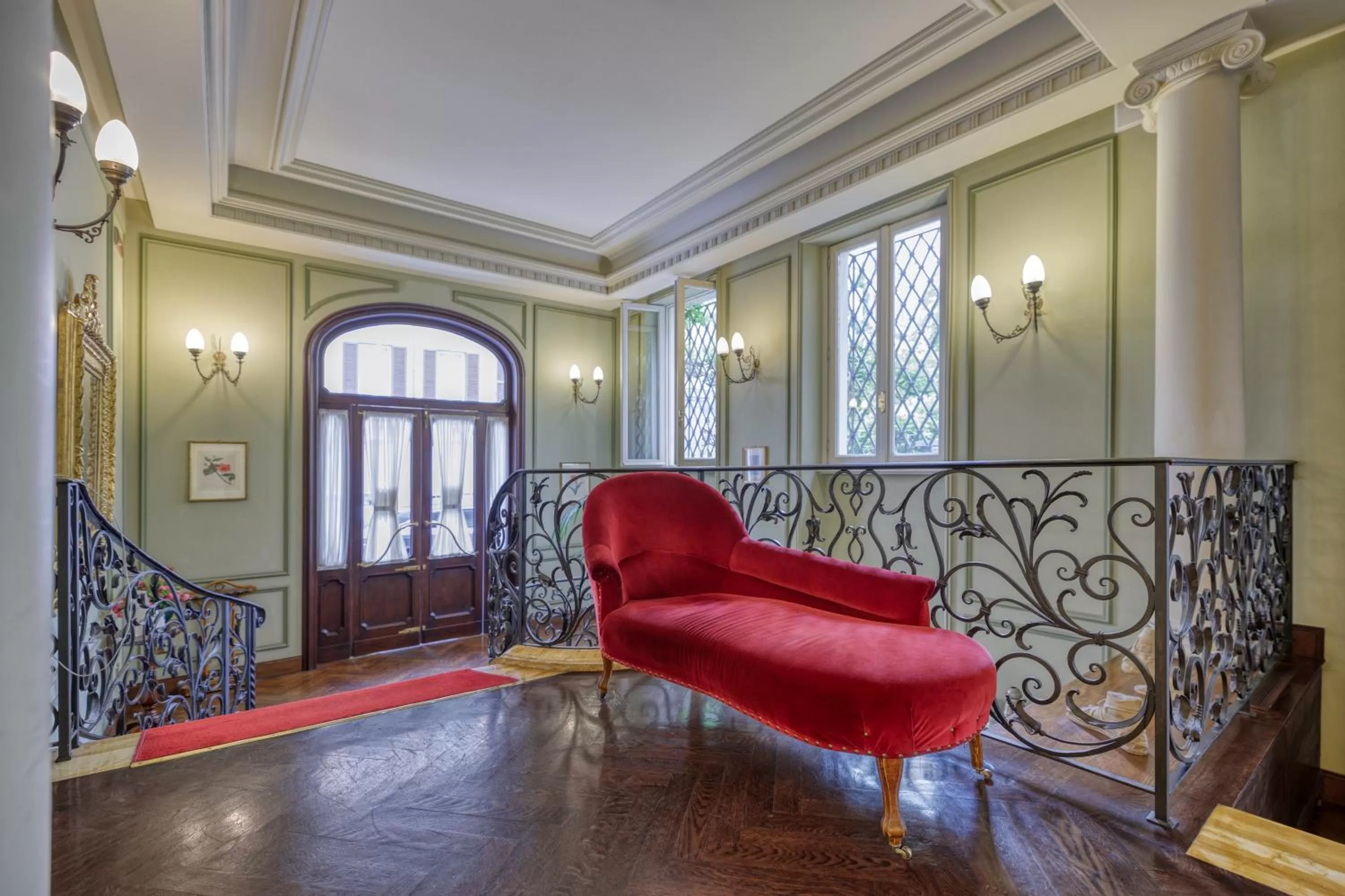 Lobby or reception in Hotel Locarno