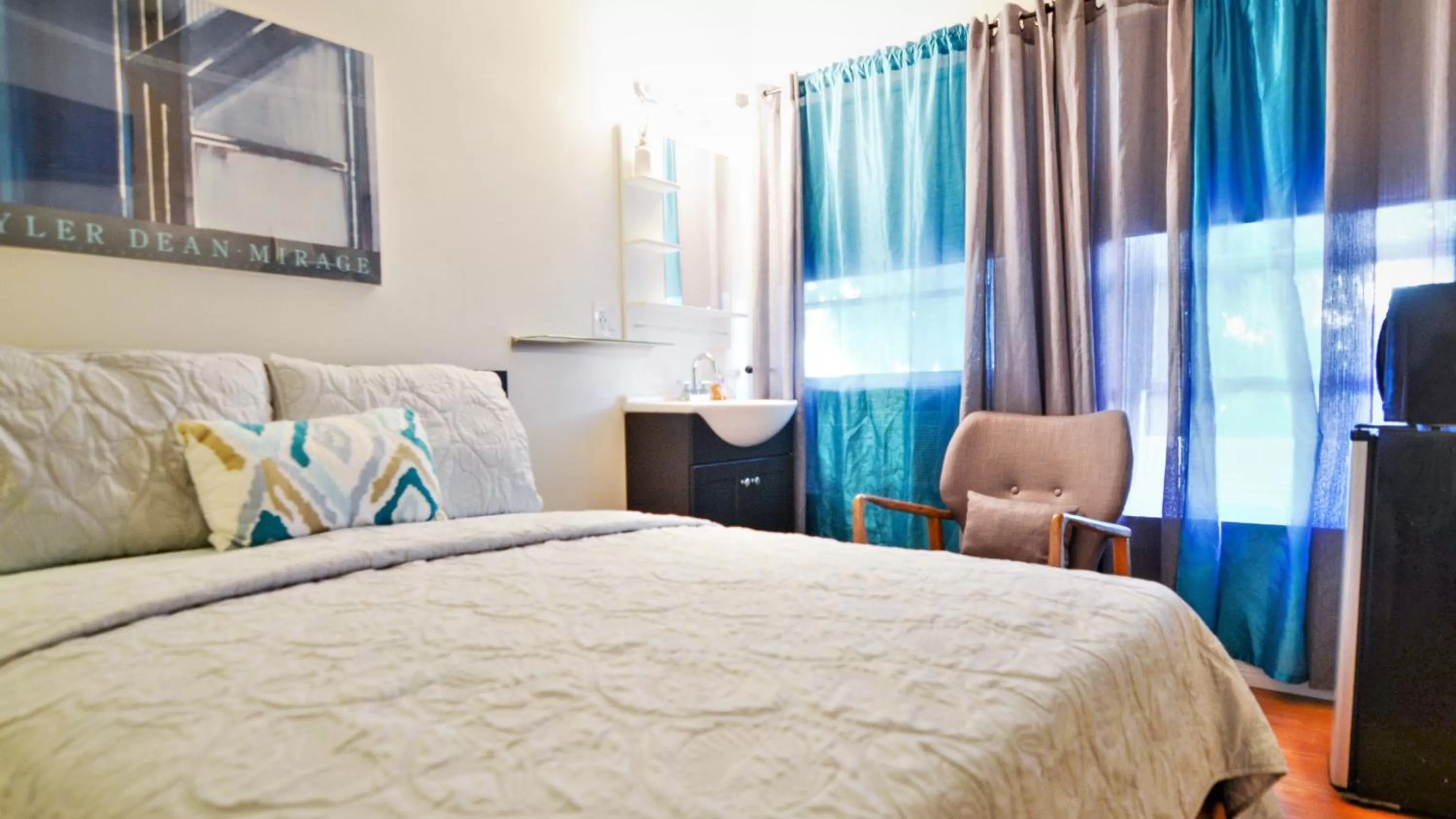 Photo of the whole room, Bed in Hotel Royal