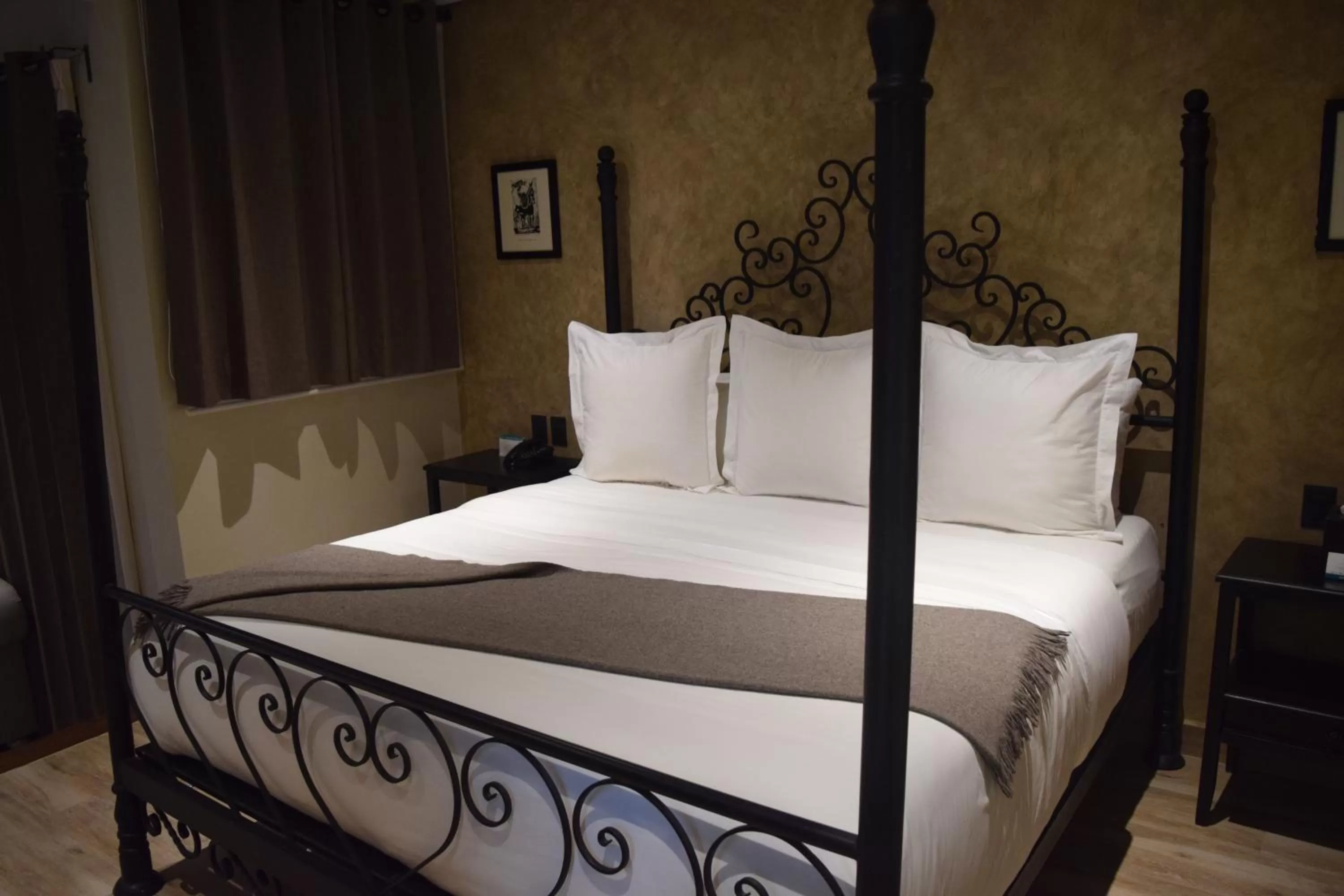 Bed in Hotel Bouquet (Adults Only)