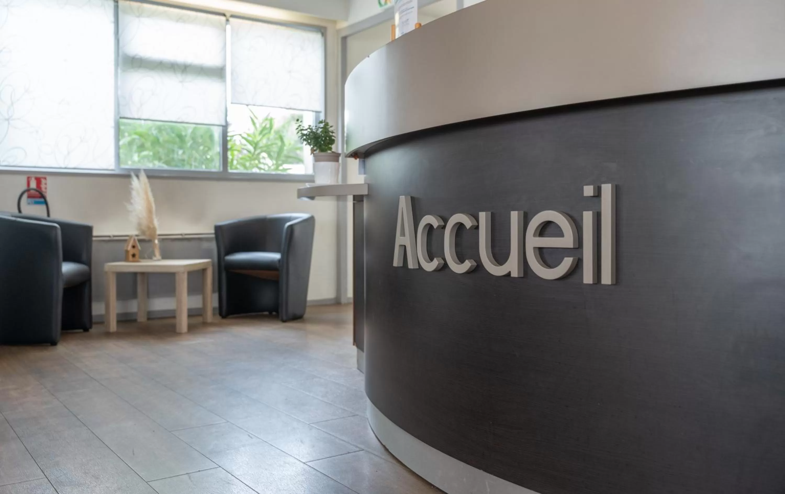 Living room in Hotel Inn Design La Rochelle