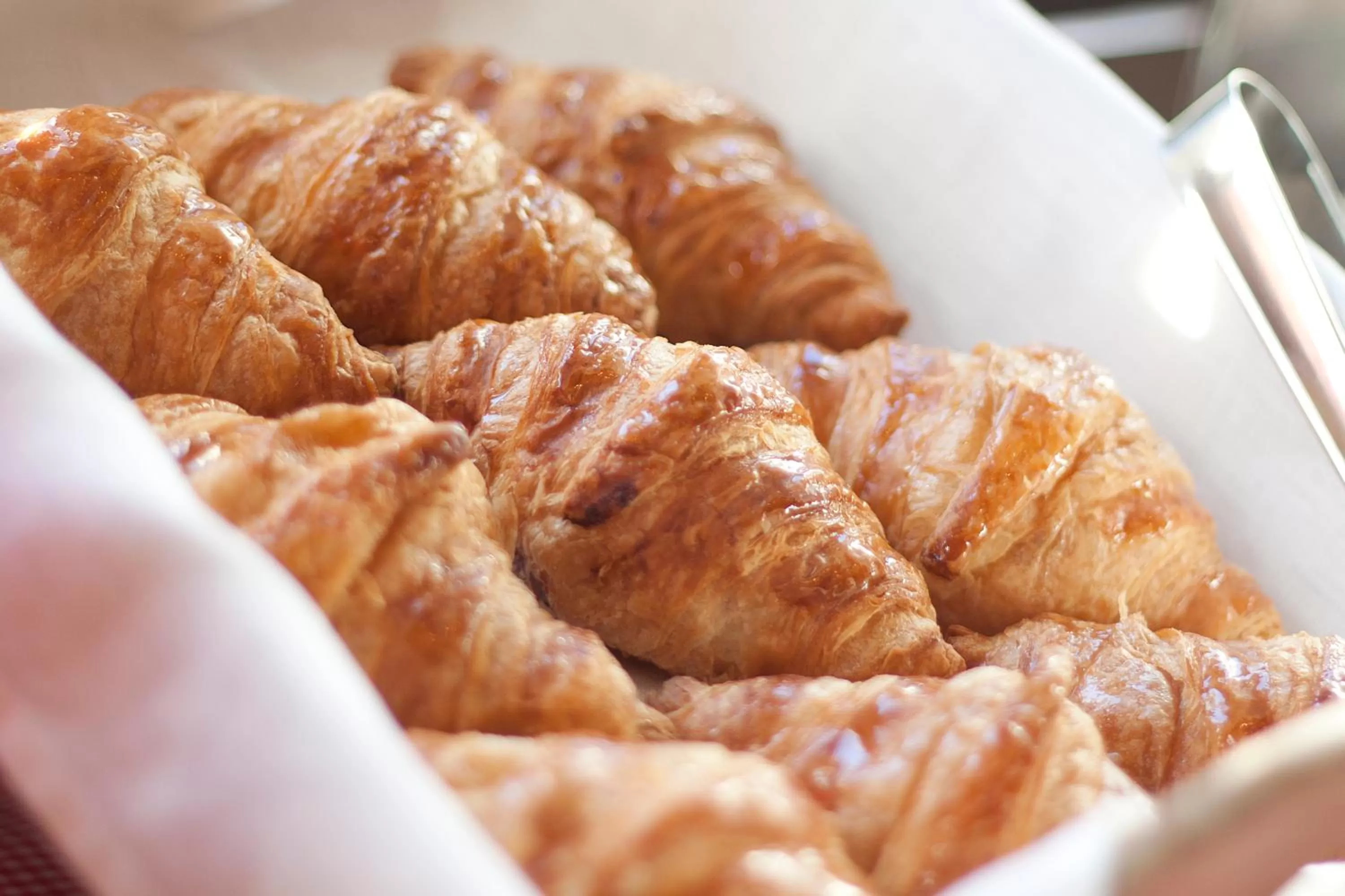 Food in Sixtytwo Hotel