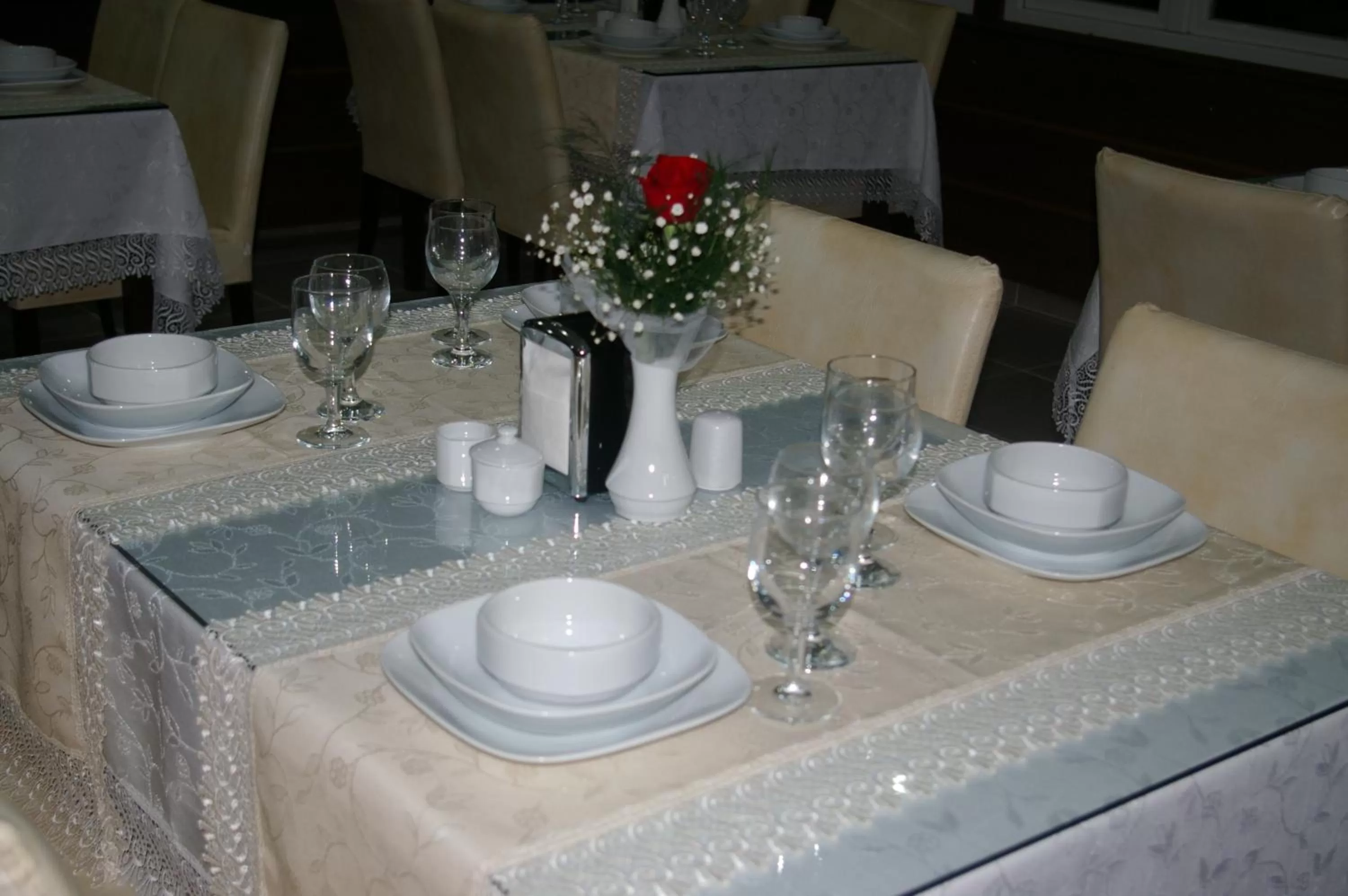 Food and drinks in Hopa Heyamo Hotel