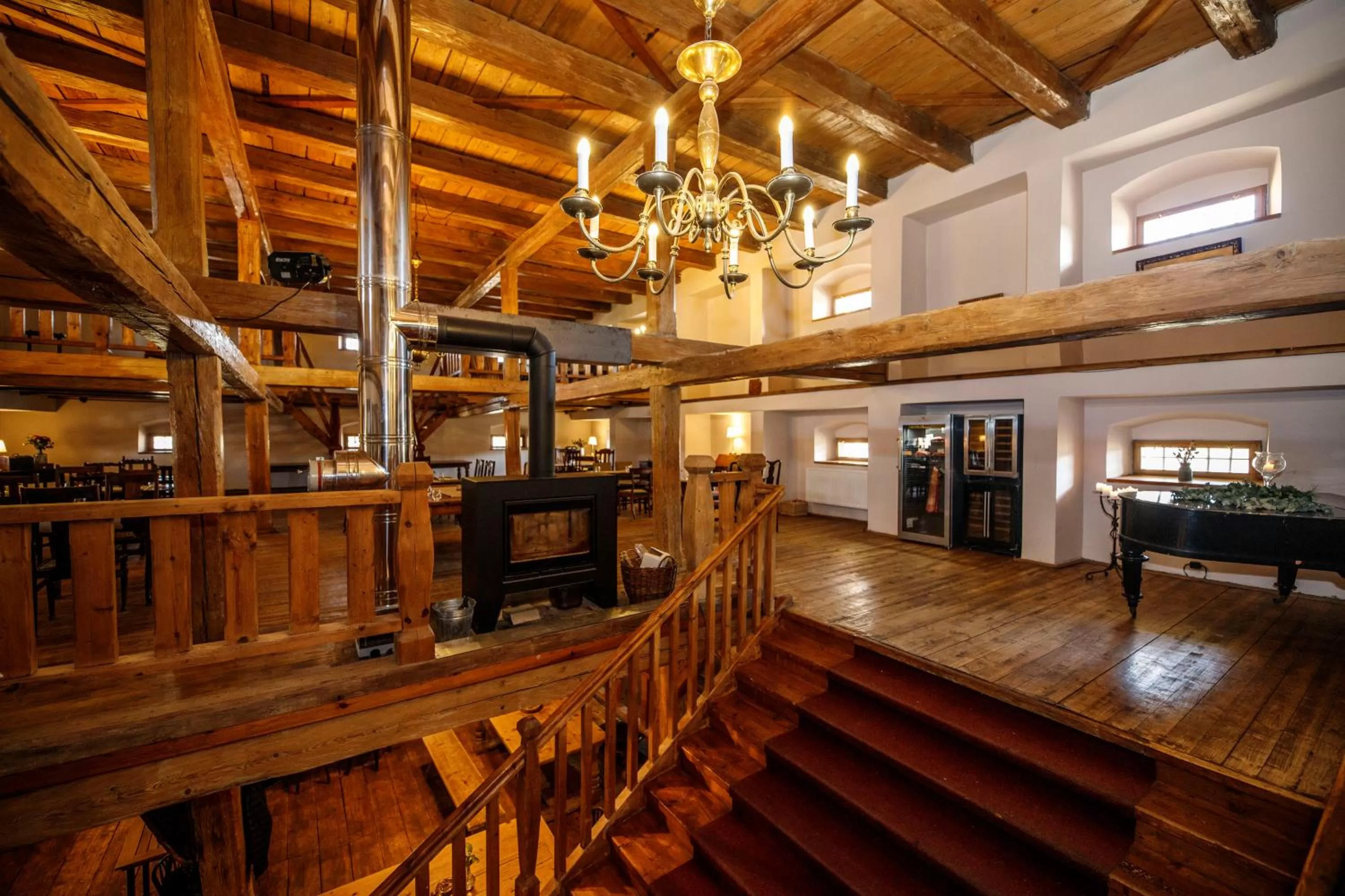 Restaurant/places to eat in Dvůr Pecínov