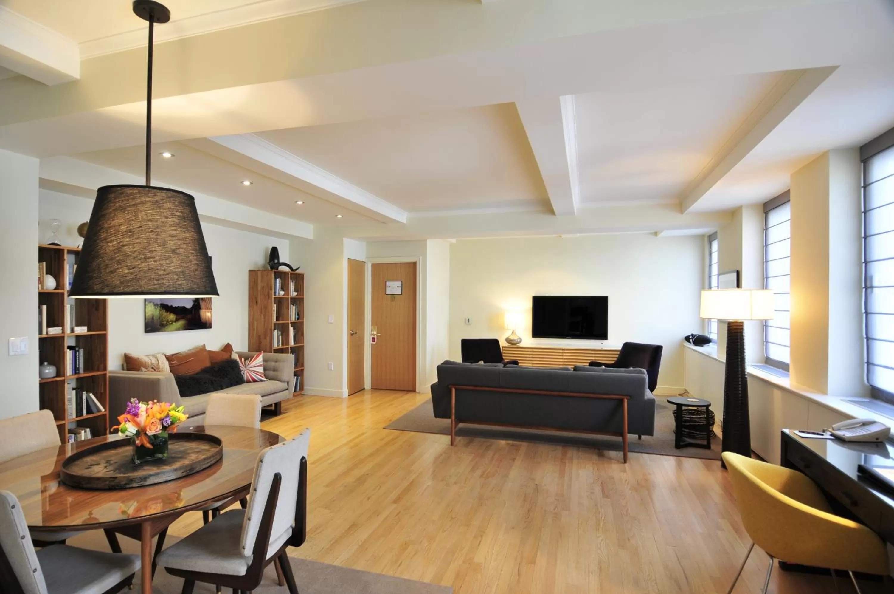 Living room in Lombardy Hotel