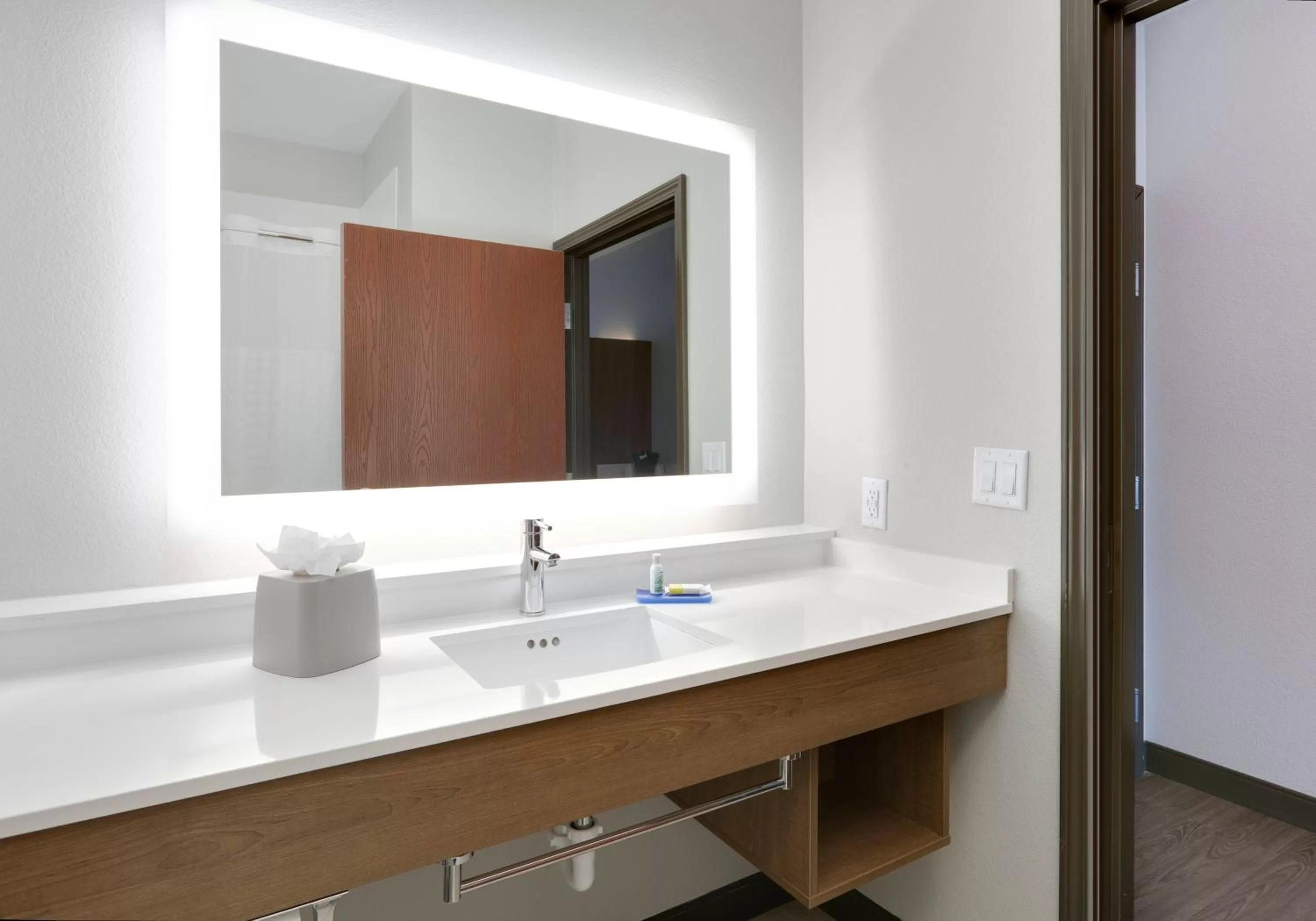 Queen Suite with Two Queen Beds and Mobility Accessible Roll In Shower - Non-Smoking in Holiday Inn Express Denton UNT TWU, an IHG Hotel