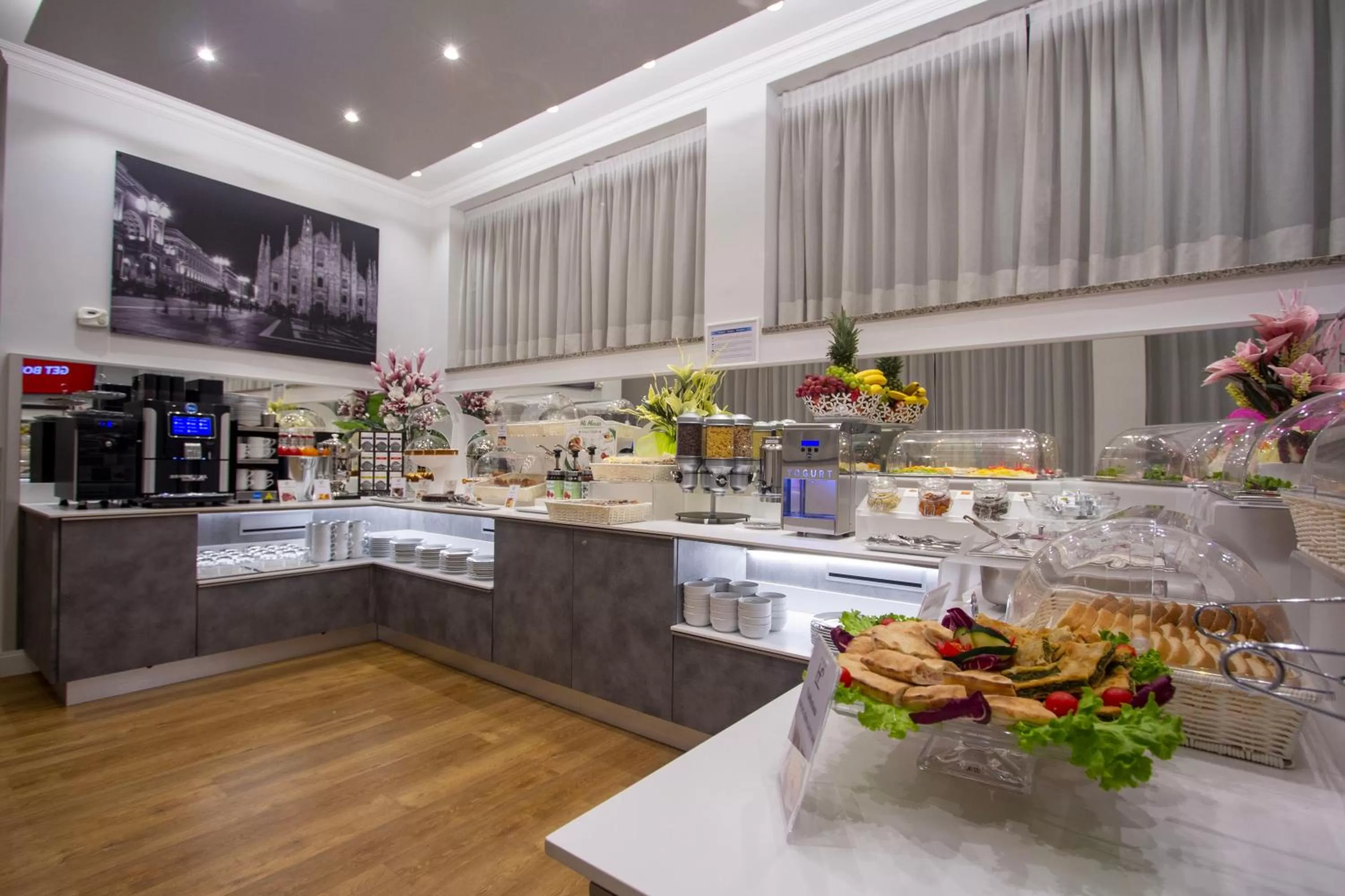 Breakfast in Hotel Flora