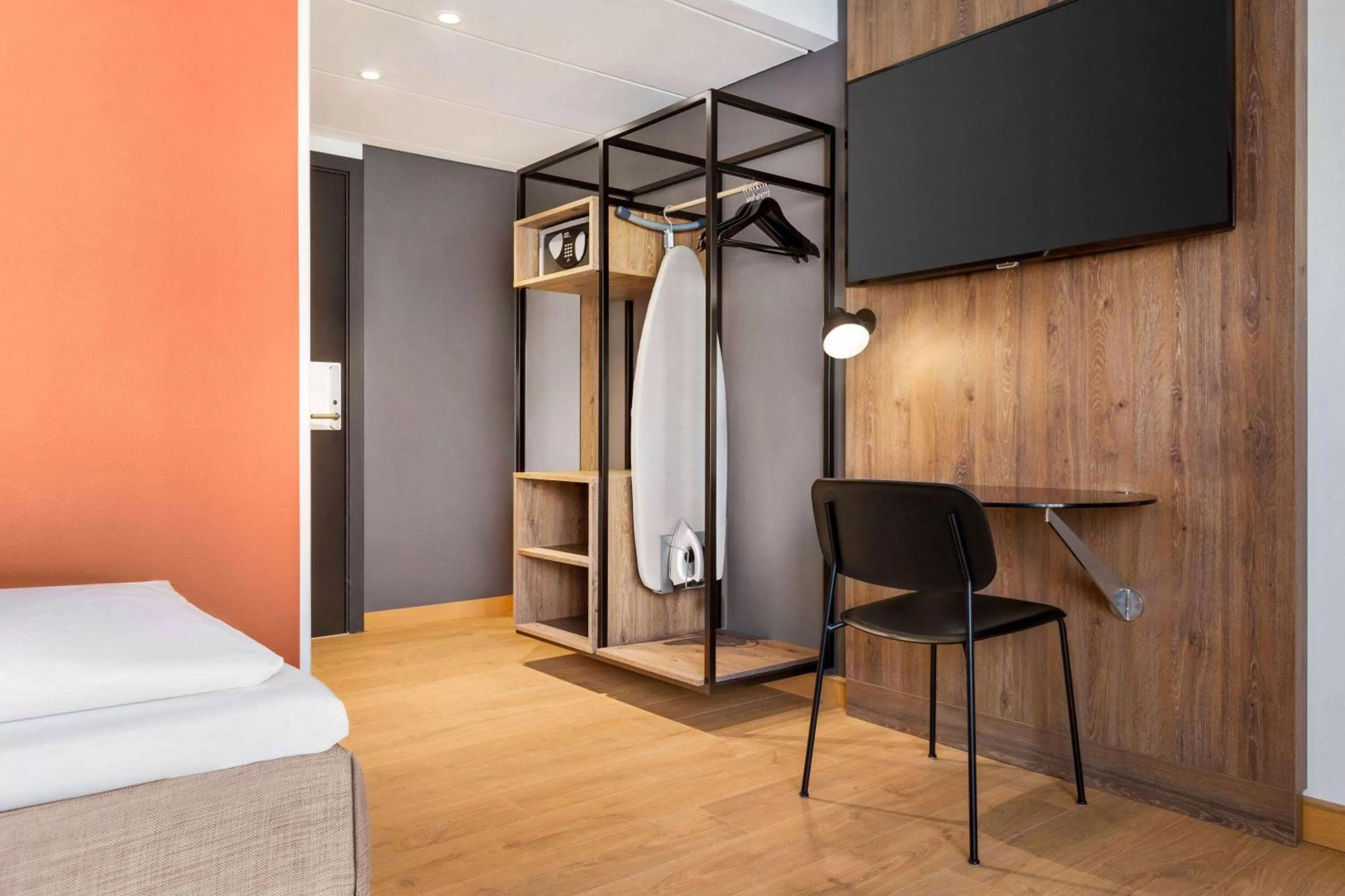 Photo of the whole room, Bed in Comwell H C Andersen Dolce by Wyndham