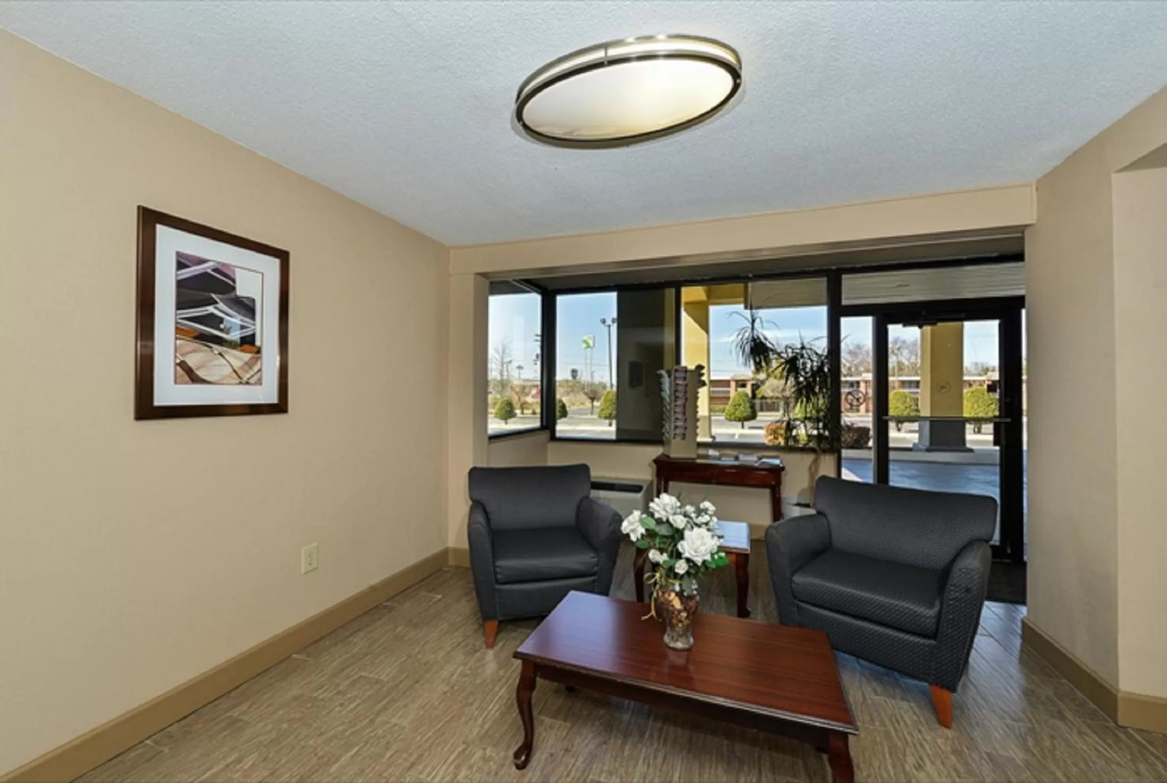 Lobby or reception in Super 8 by Wyndham Clarksville Northeast