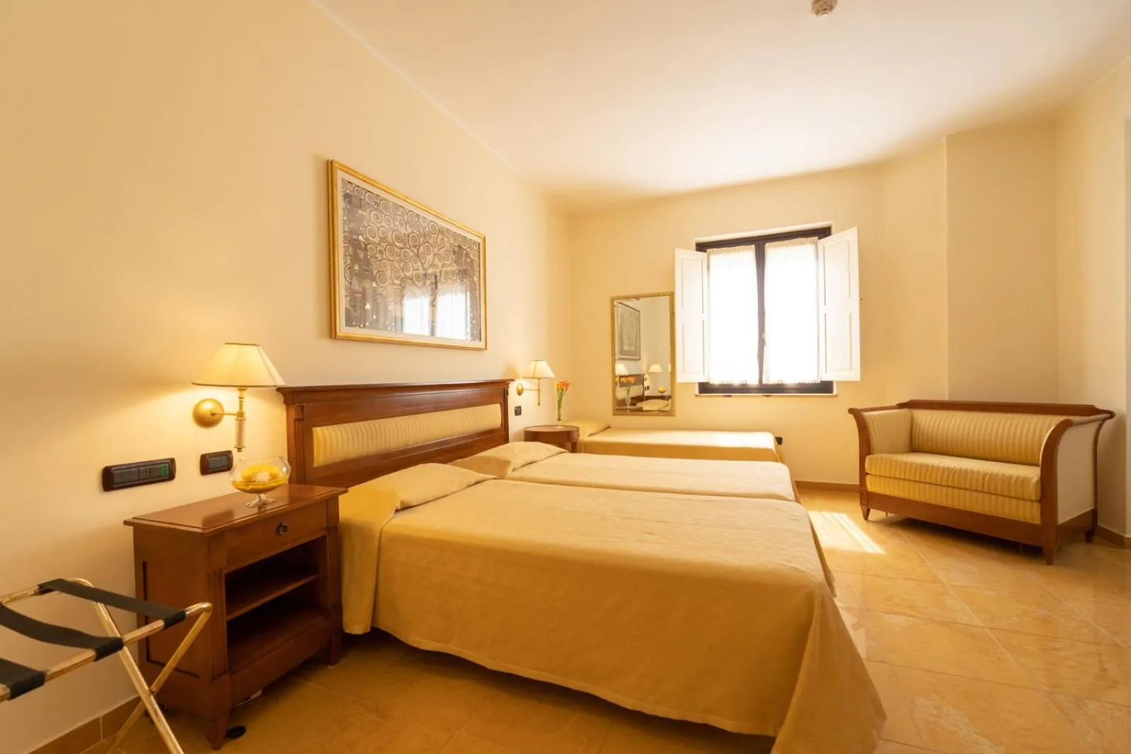 Bedroom, Bed in Hotel Ristorante Vecchia Vibo