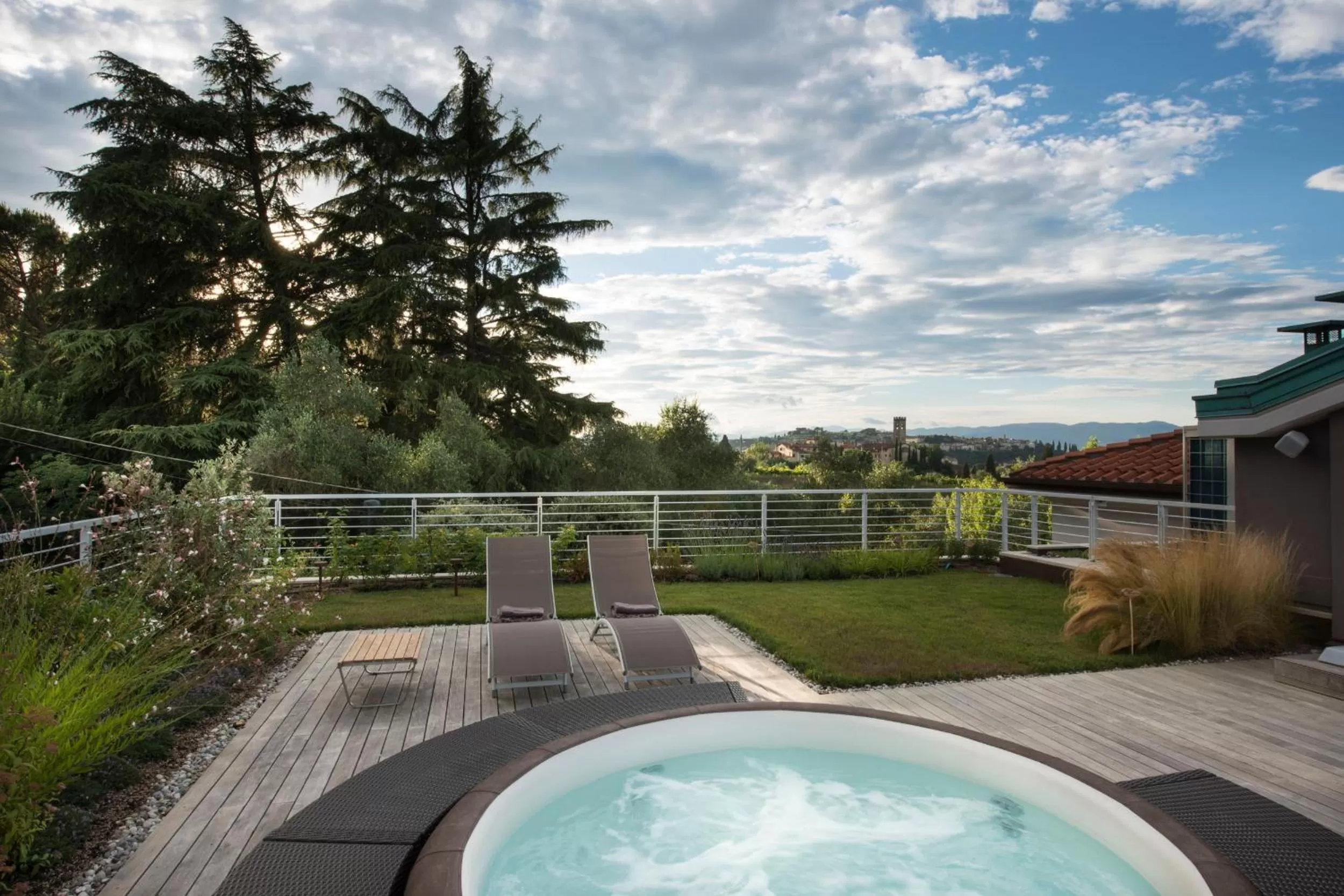 Hot Tub in Dame di Toscana
