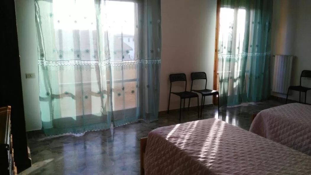 Decorative detail, Bed in Il Giardino del Gallo