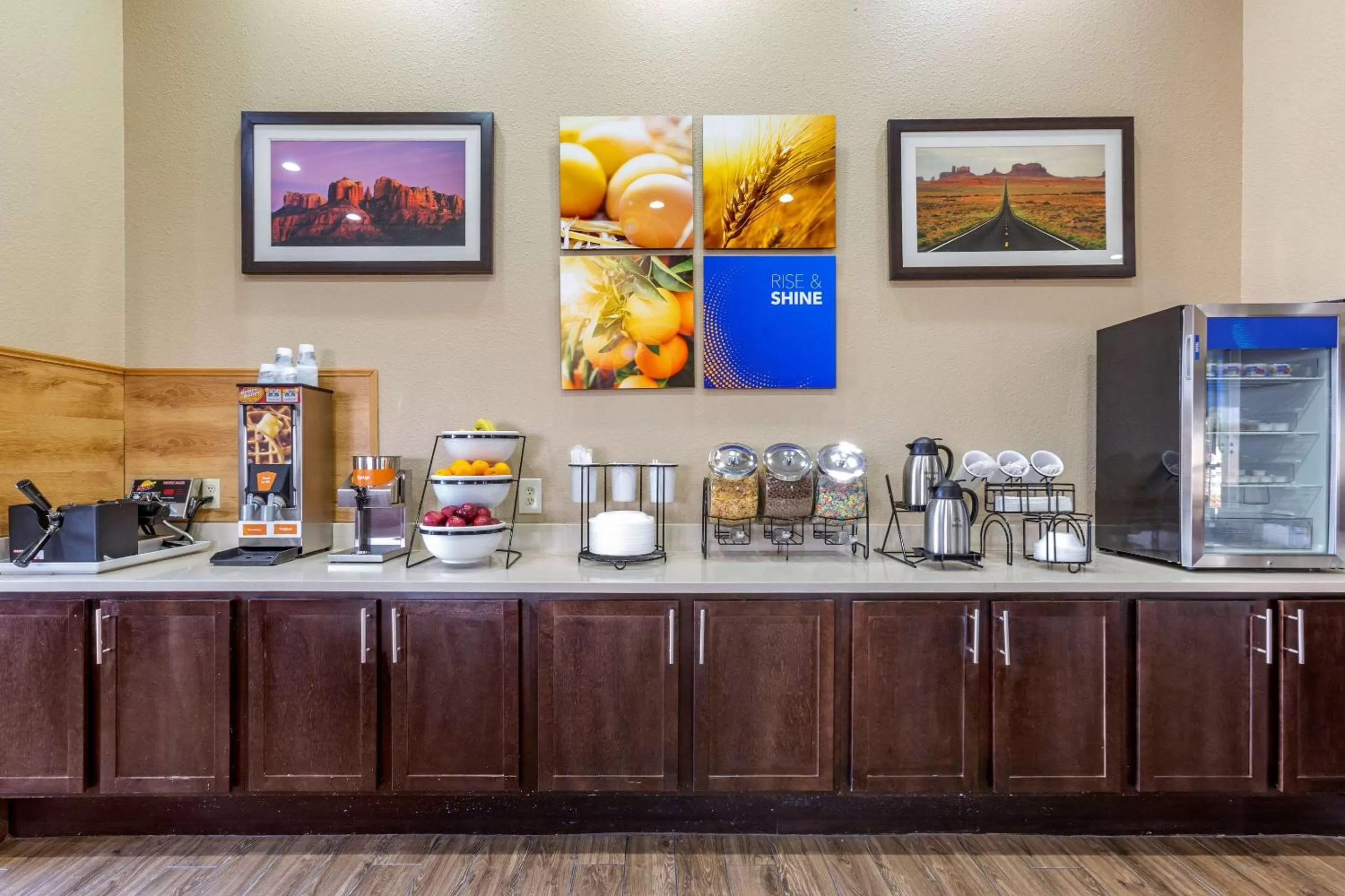 Restaurant/places to eat in Comfort Inn & Suites