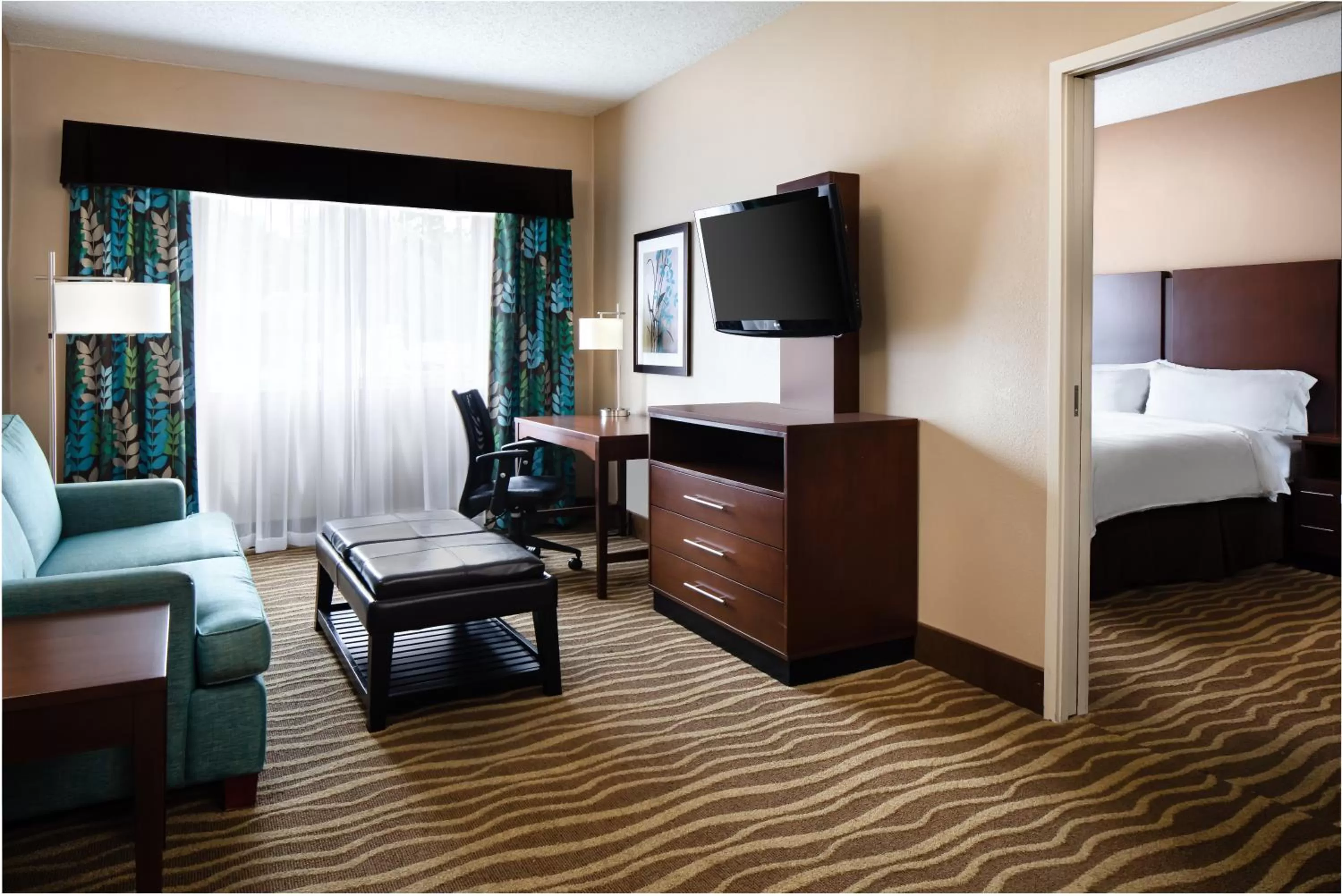 TV and multimedia, Bed in Holiday Inn Hotel & Suites Overland Park-West by IHG