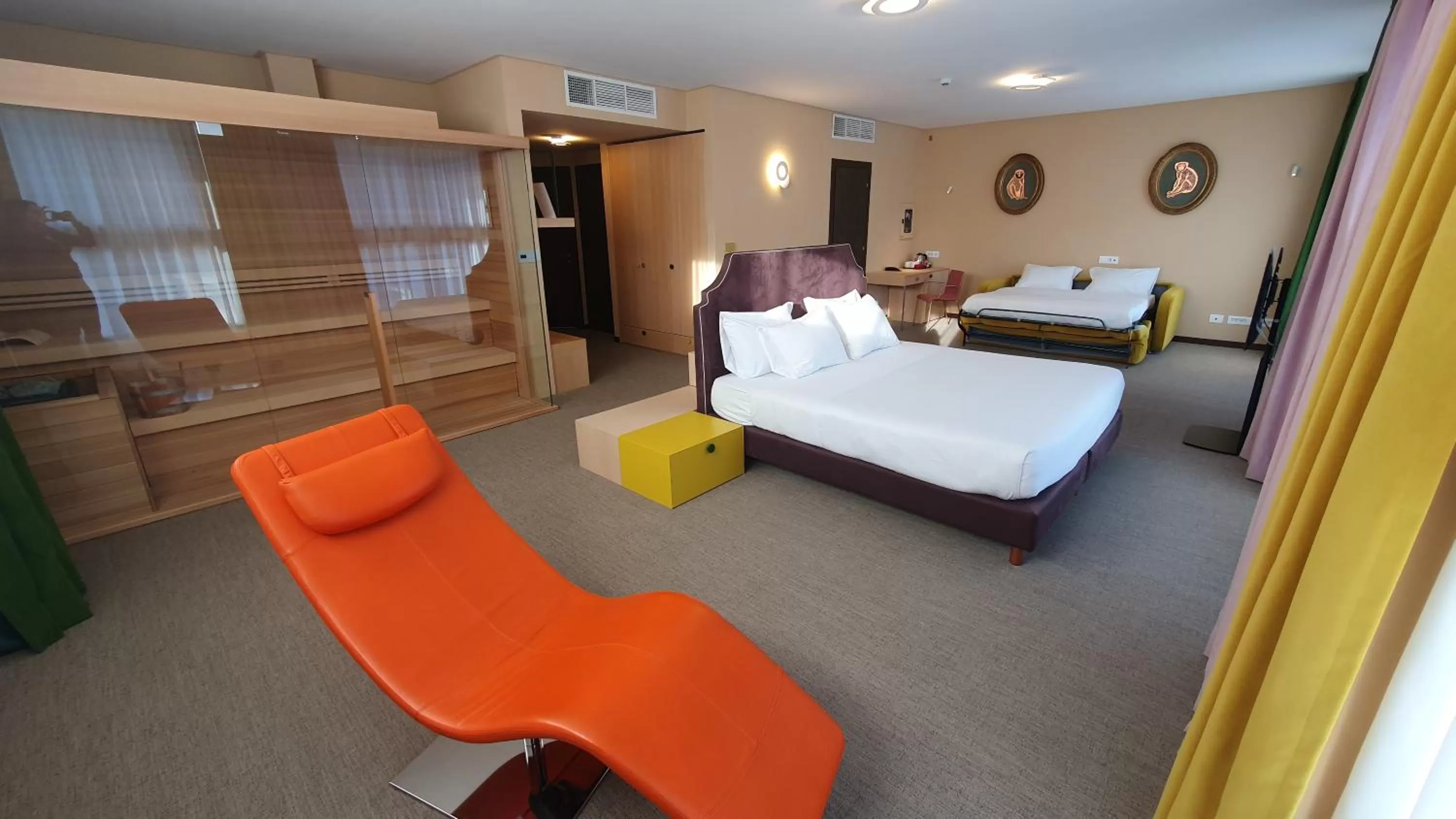 Photo of the whole room, Bed in OMAMA Hotel