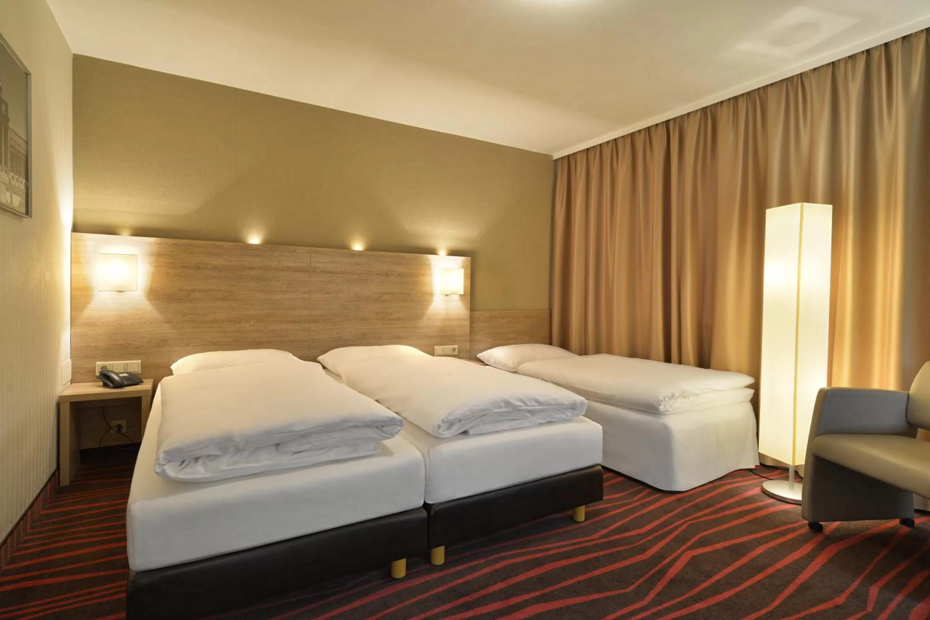 Standard Triple Room (no air-condition) in Europäischer Hof