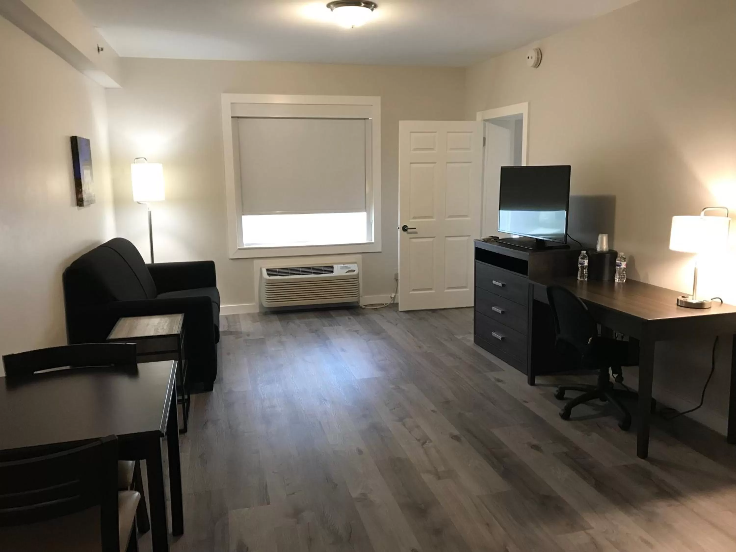 TV and multimedia in HoM, A Trademark Collection Hotel