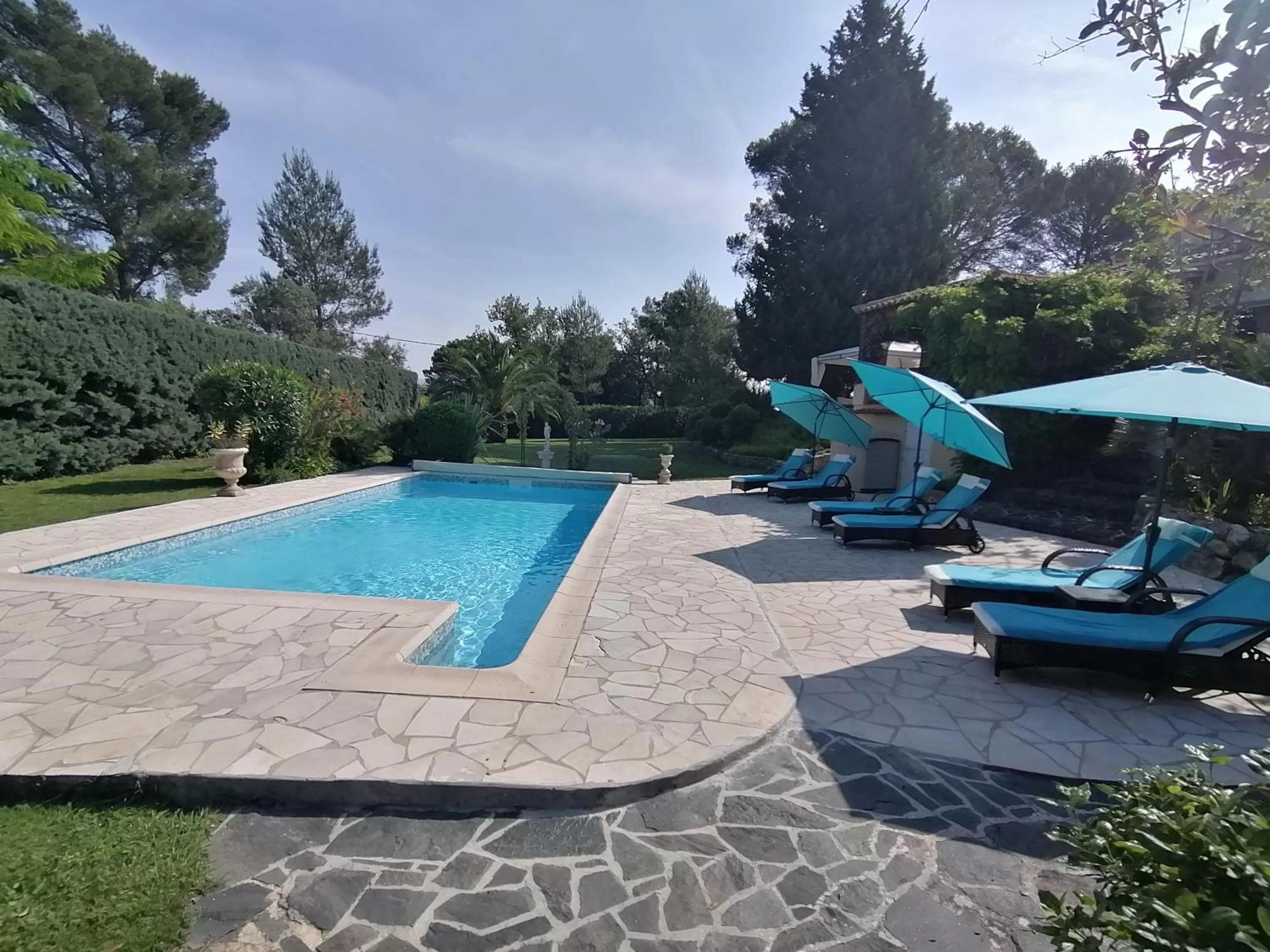 Swimming Pool in Hôtes'Antic Provence