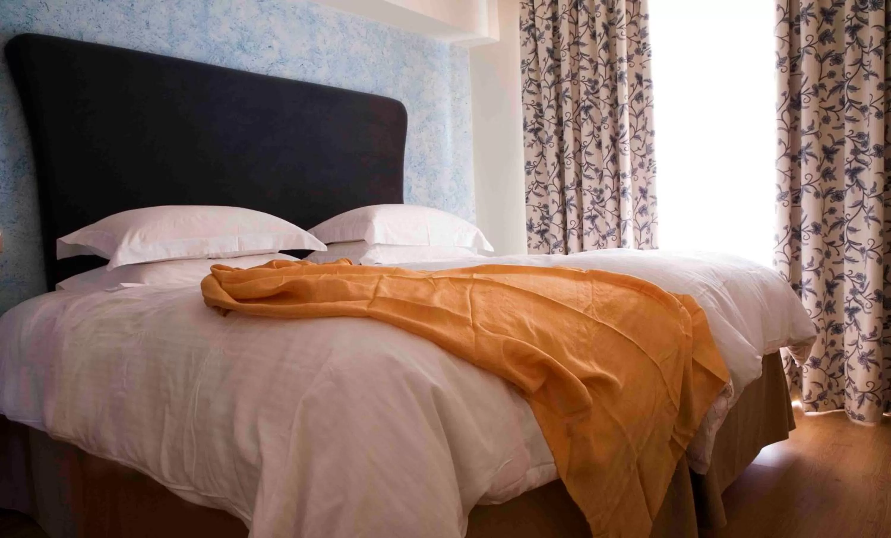 Deluxe Suite in Valis Resort Hotel