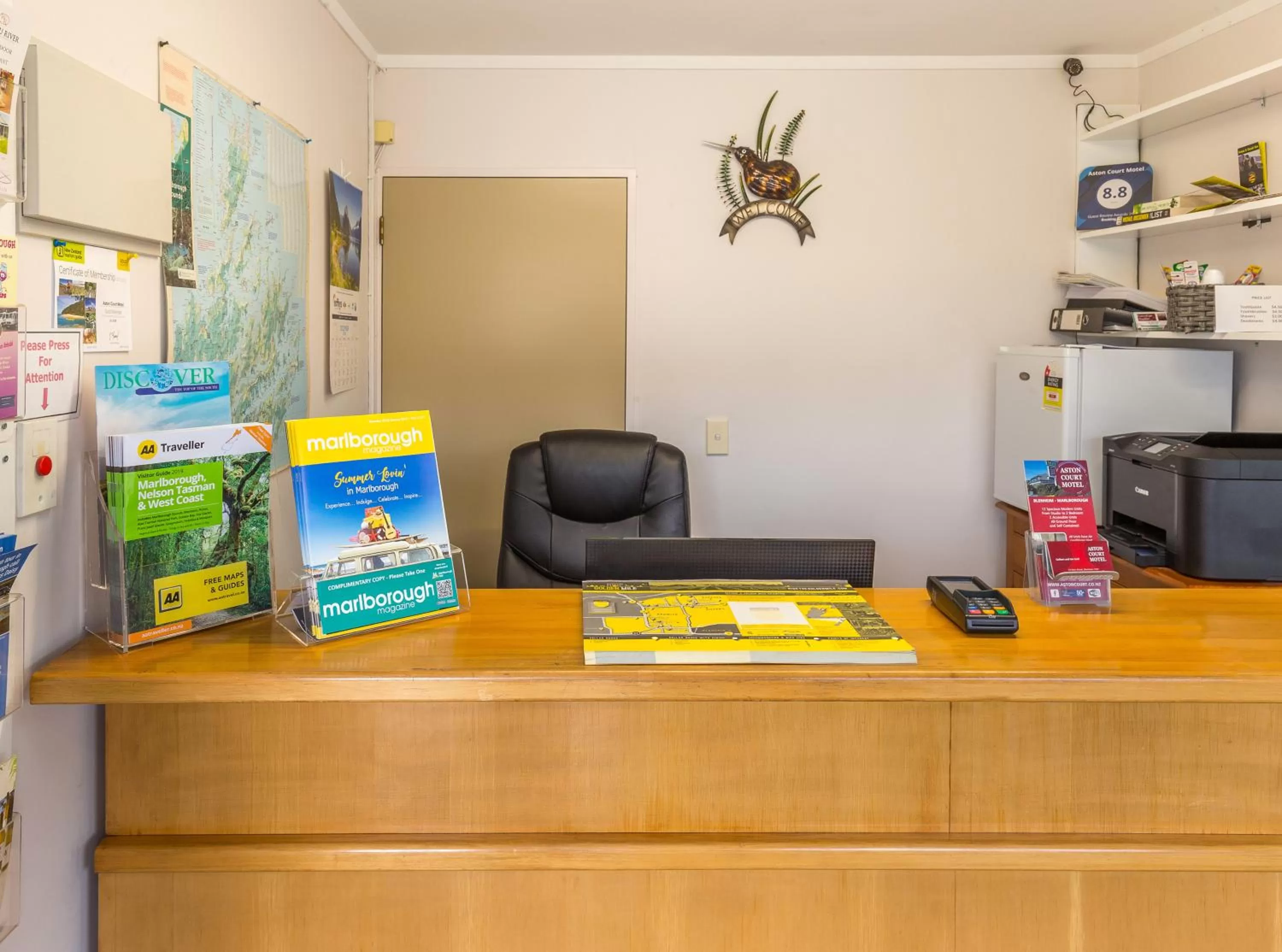 Lobby or reception in Aston Court Motel