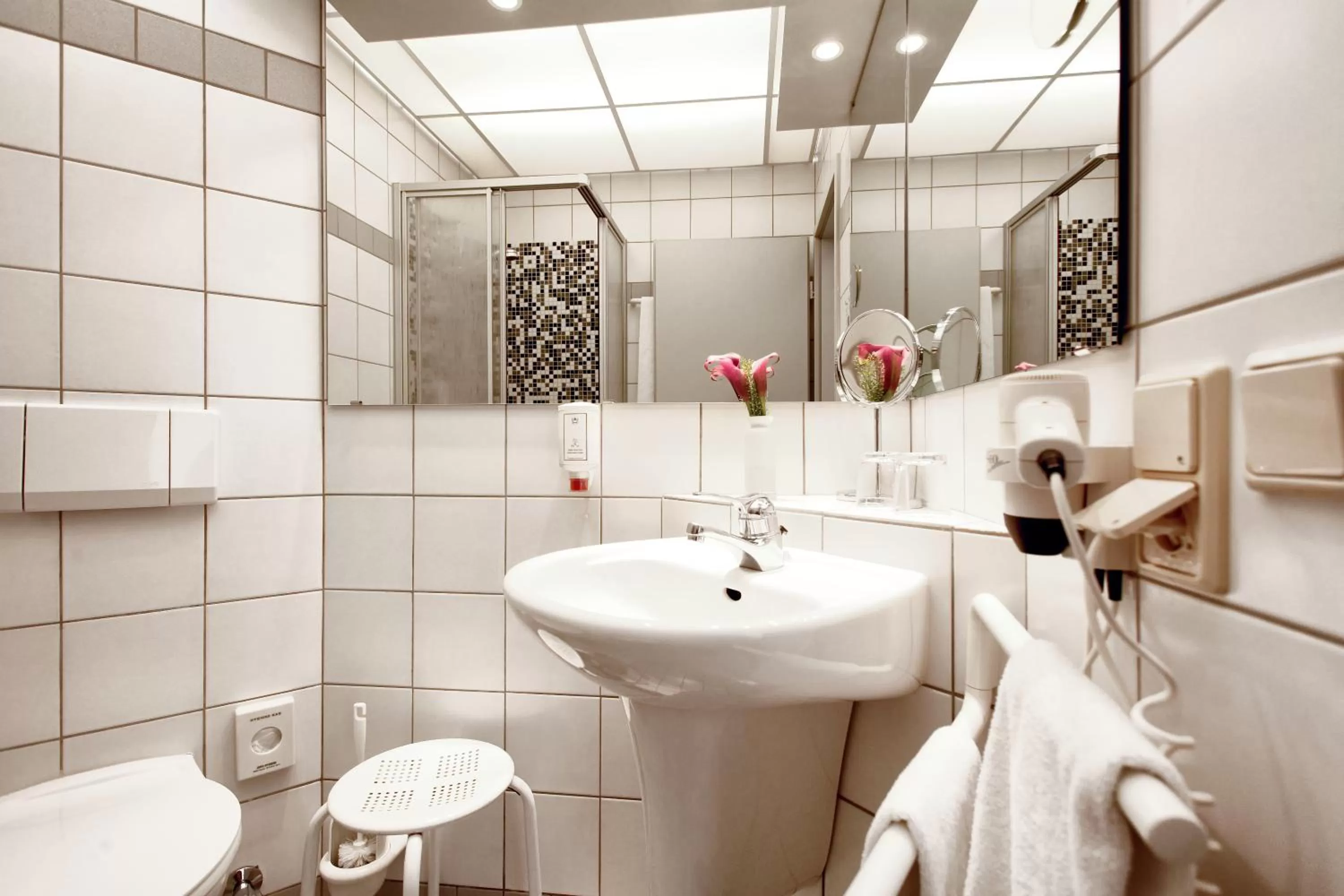 Bathroom in Hotel Haus Duden