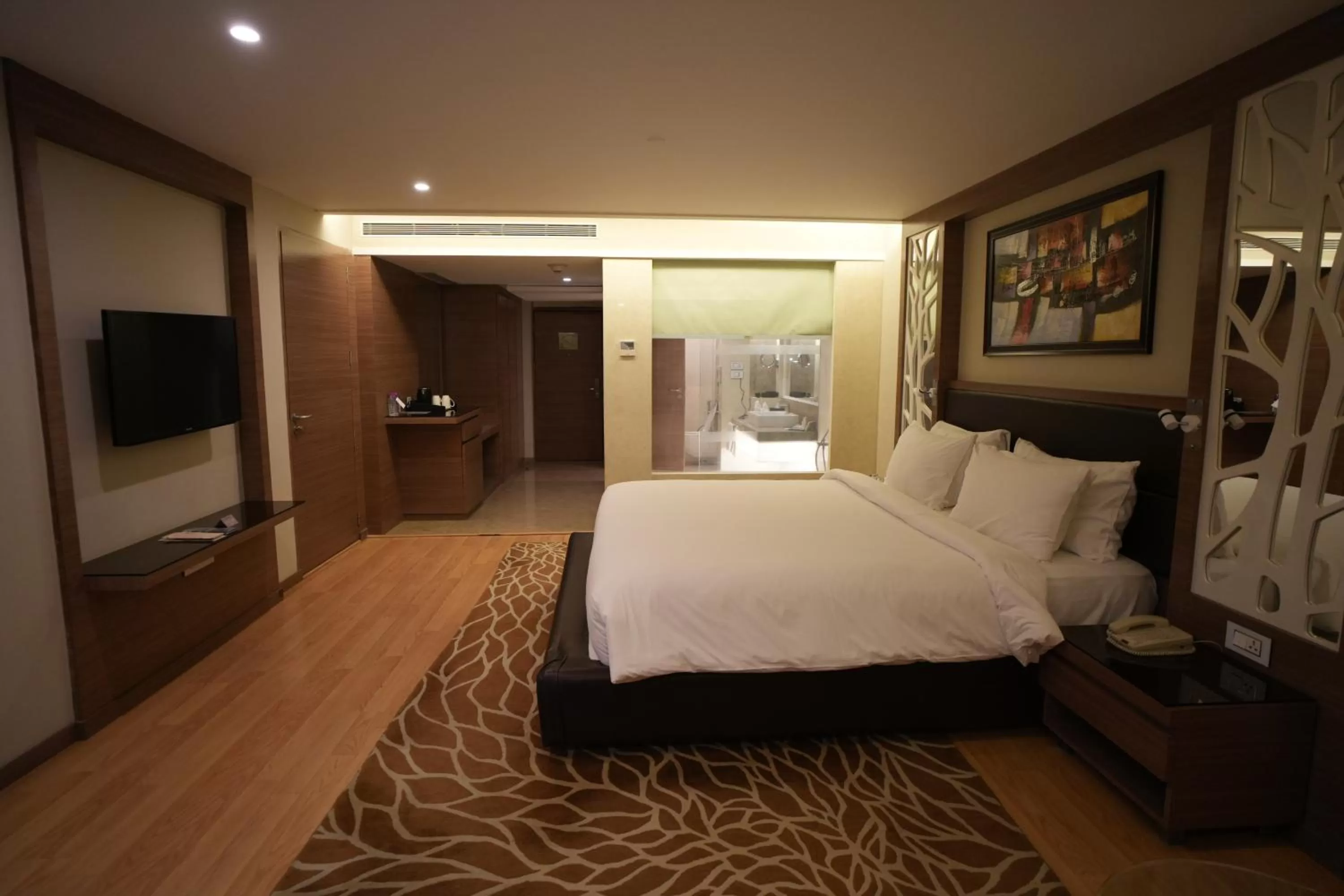 Bed in Radisson Udaipur