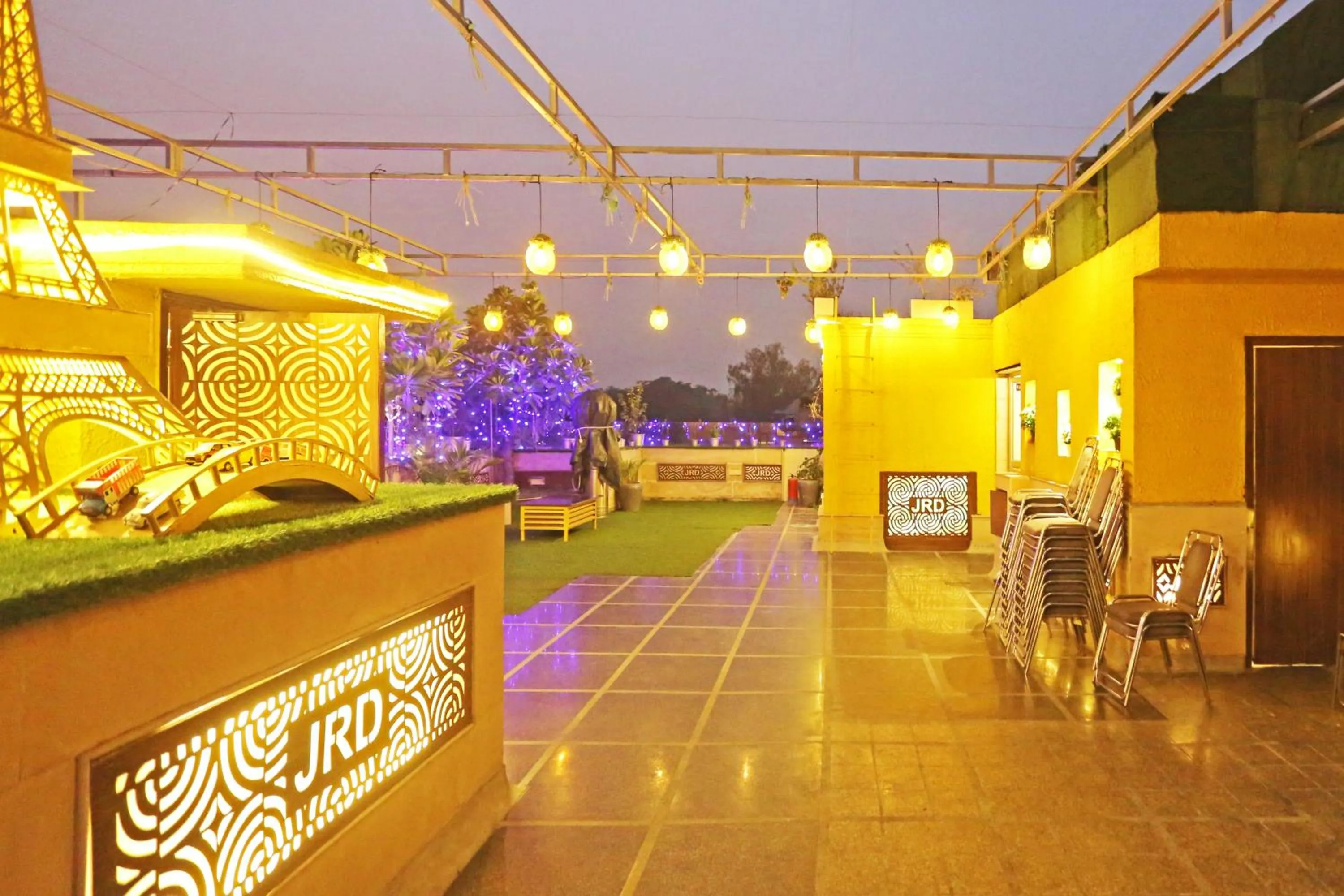 Banquet/Function facilities in JRD Luxury-Business Hotel