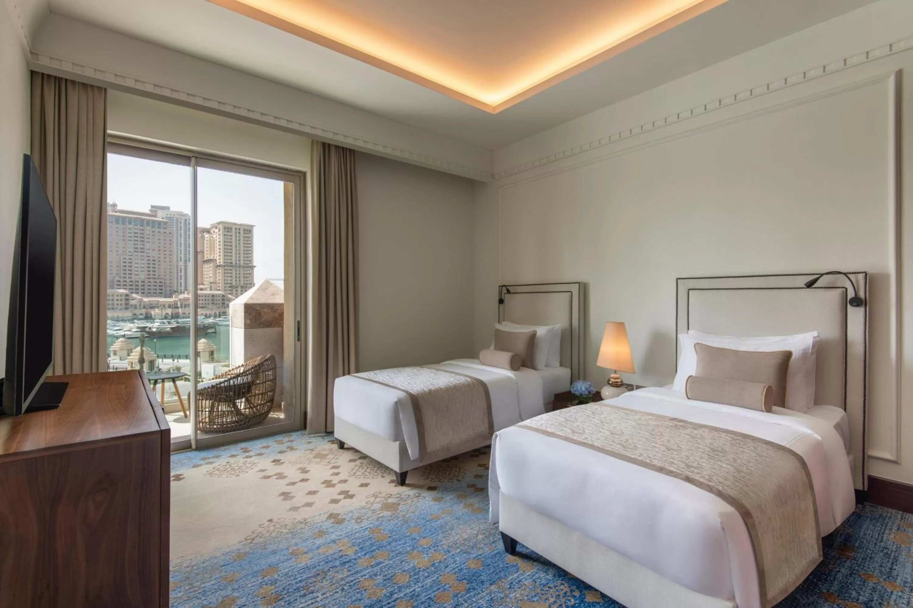 Bedroom, Bed in The St. Regis Marsa Arabia Island, The Pearl Qatar