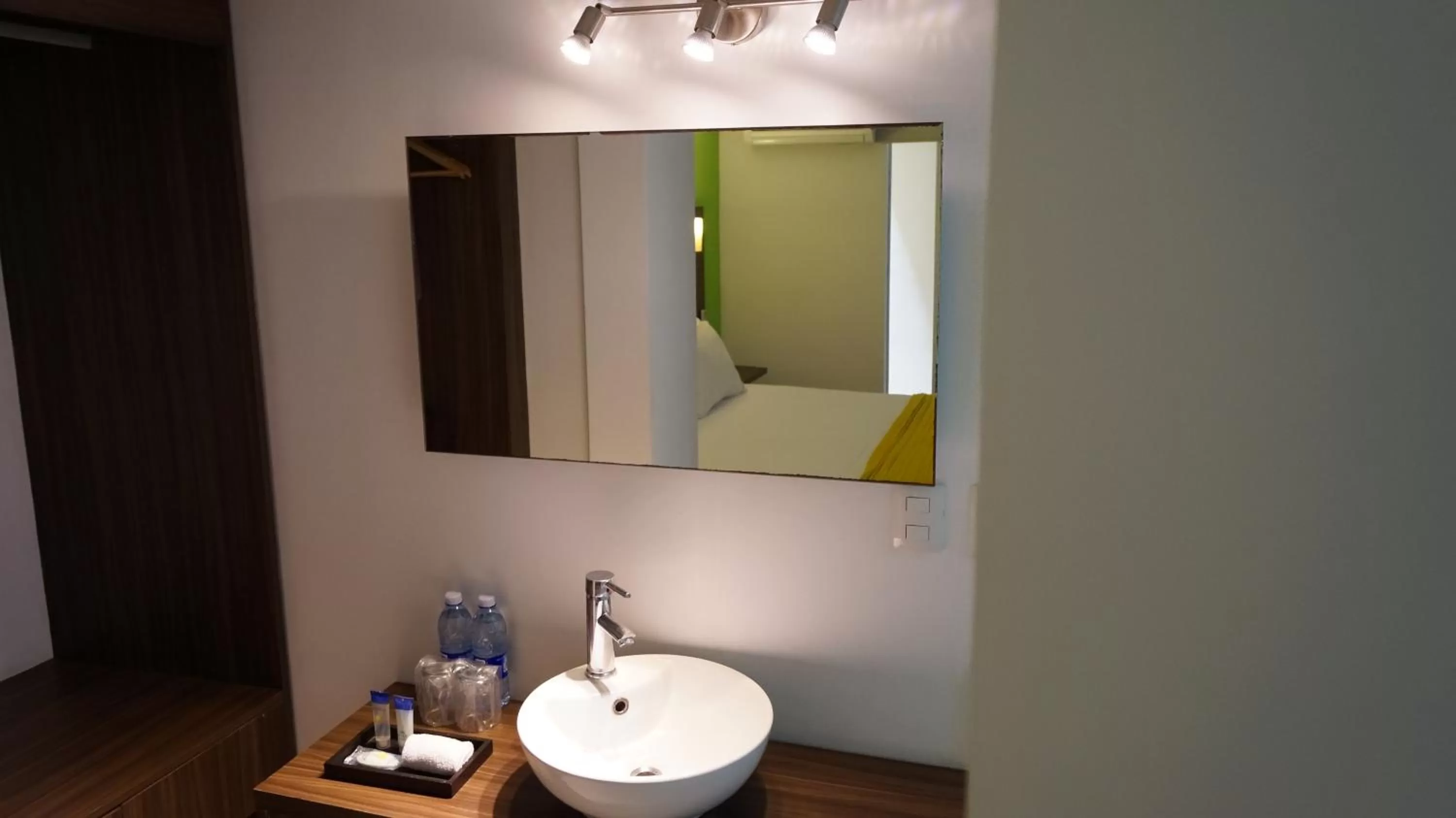 Toilet in El Hotel Business Class - Zamora Centro