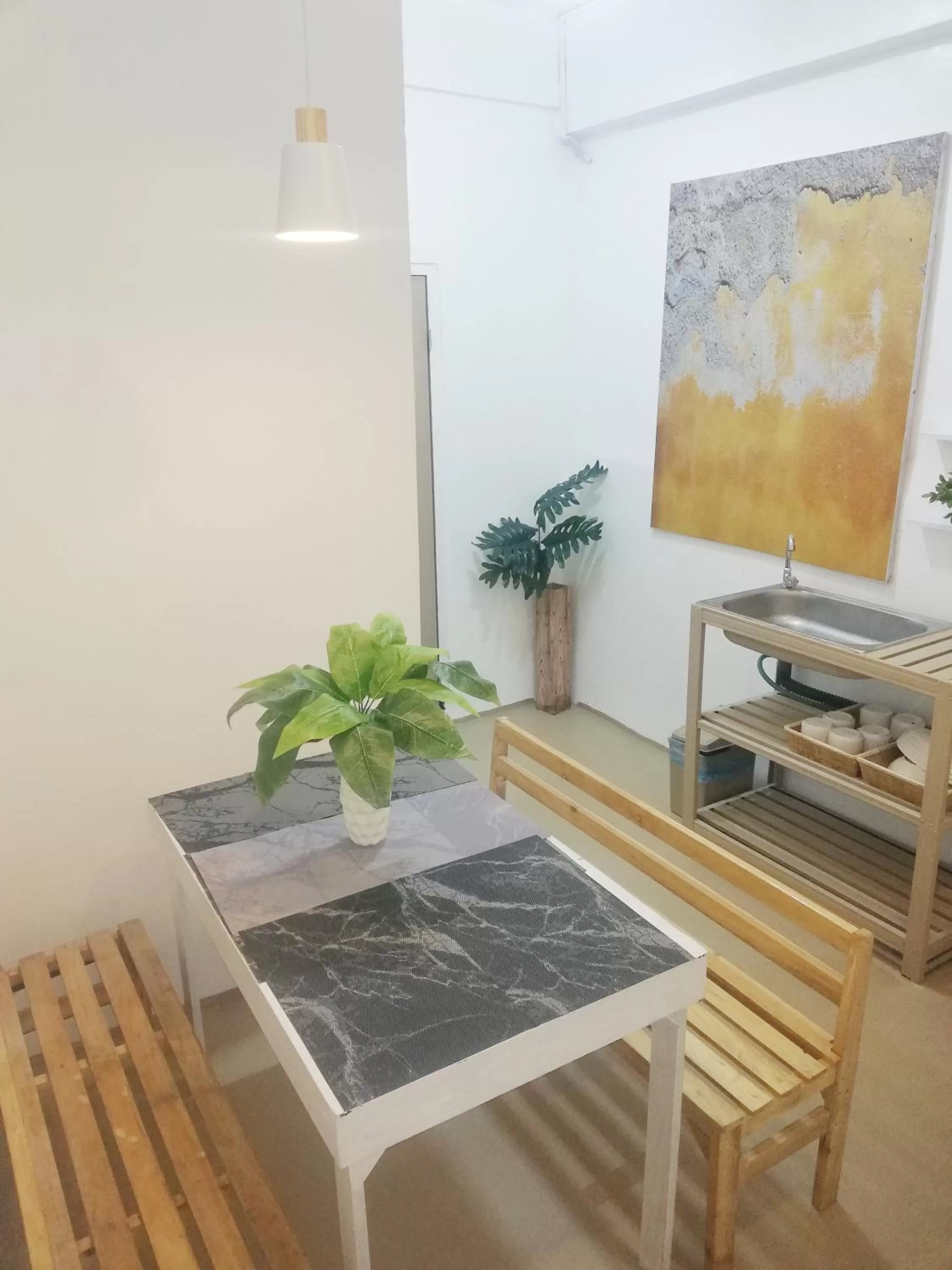 Dining area in VG Pension and Residences