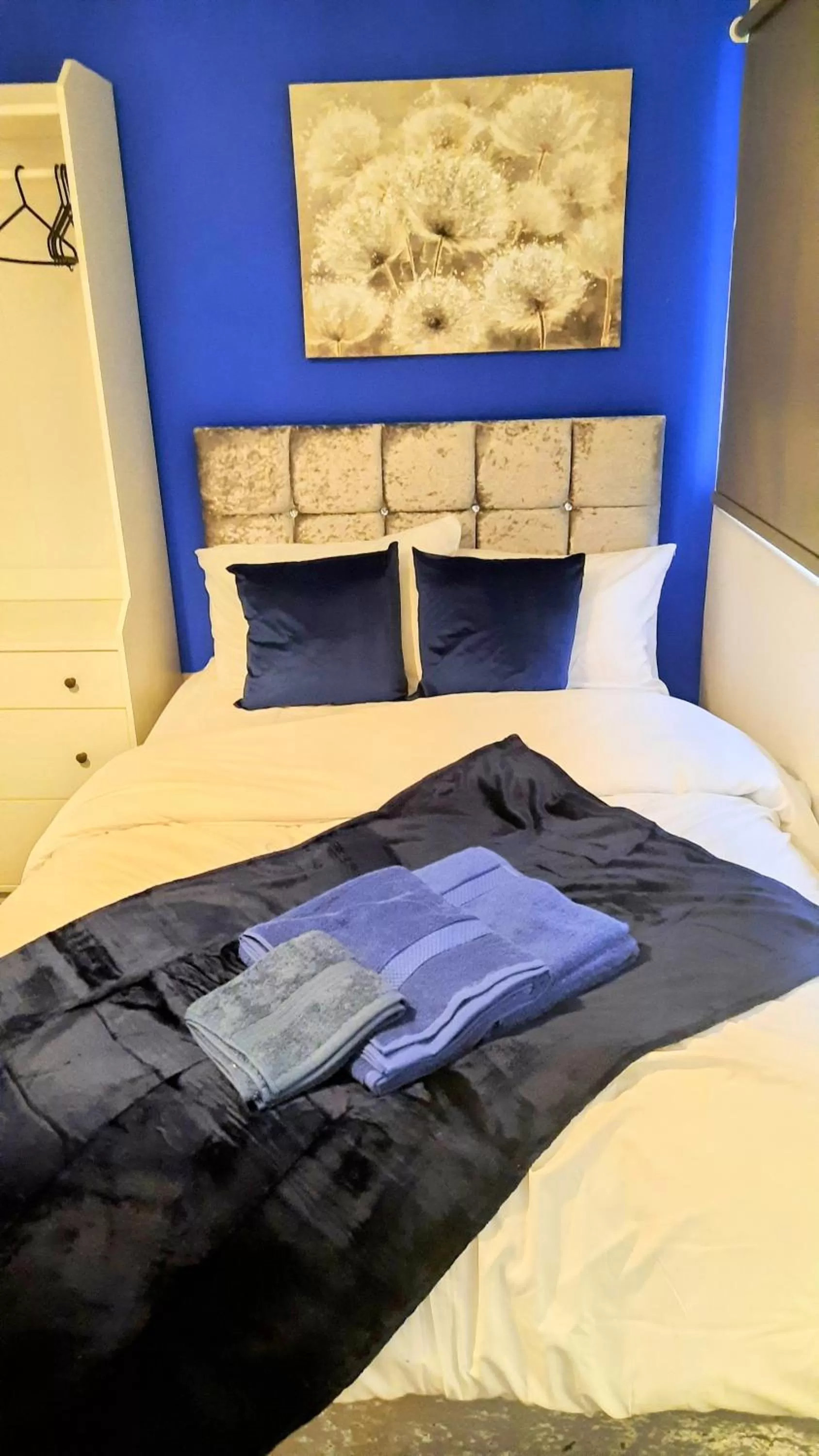 Bed in Burford Road - Stay. Sleep. Rest.