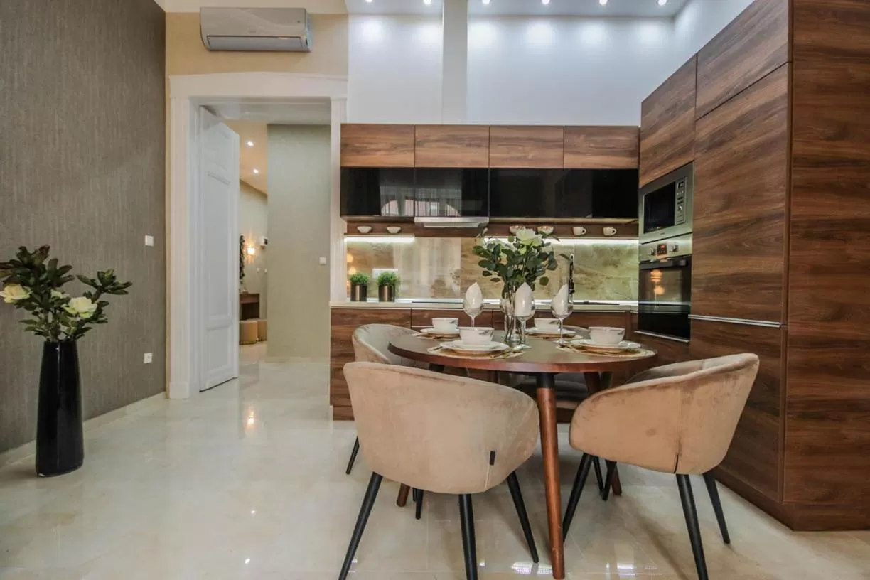 Dining area in Bengt Apartment Dohány Str.