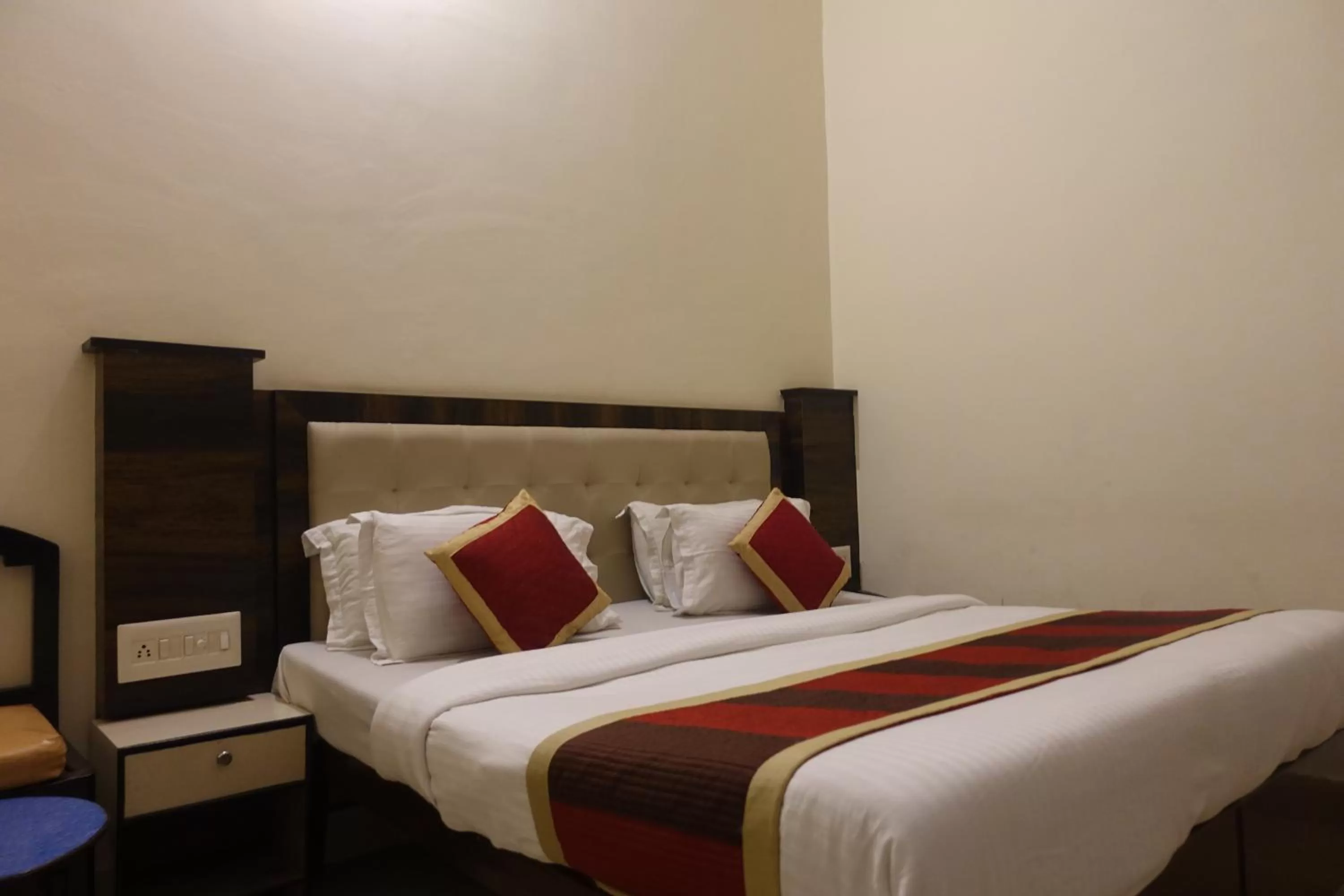 Bed in Hotel Saif Ranthambhore