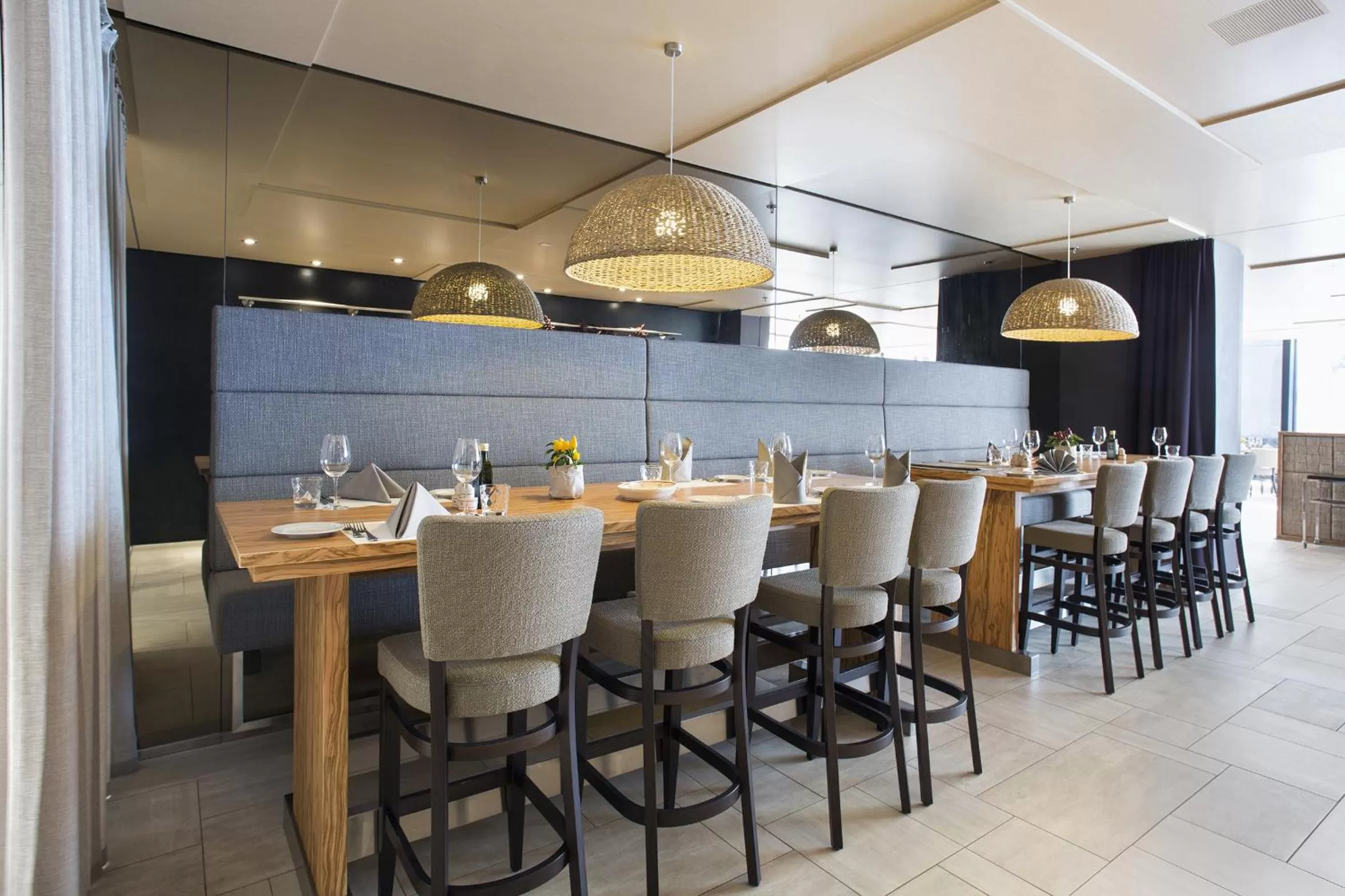 Restaurant/places to eat in Revier Hotel Säntispark