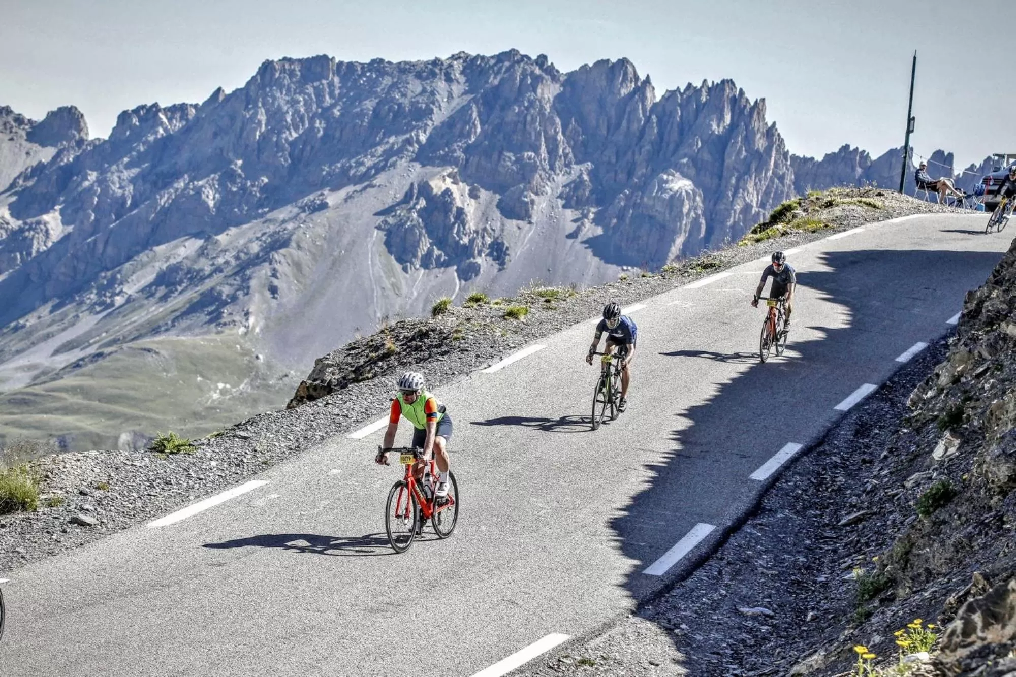 Cycling in Le Bacchu Ber