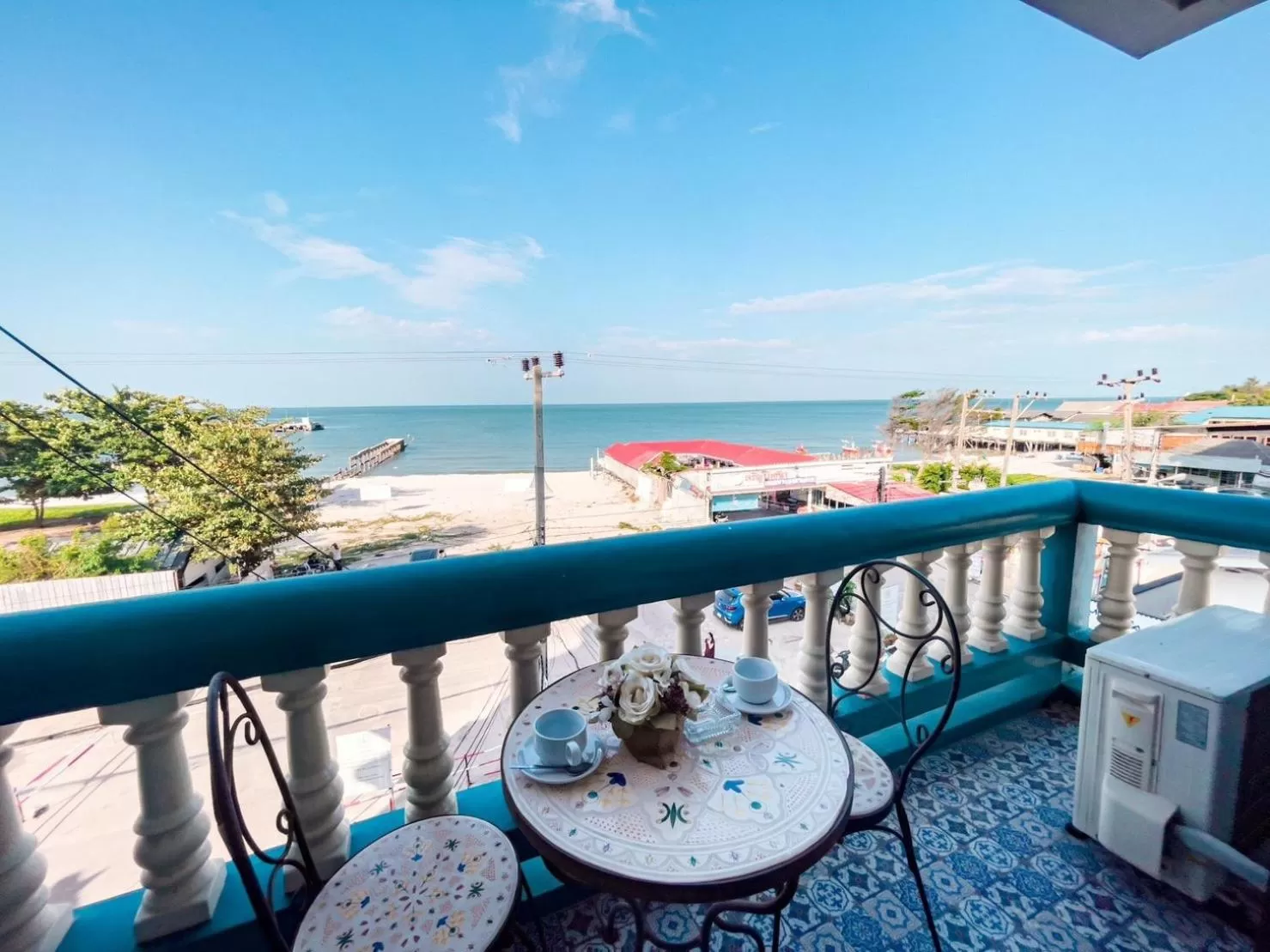 Natural landscape in MANDARIN LODGE by victor