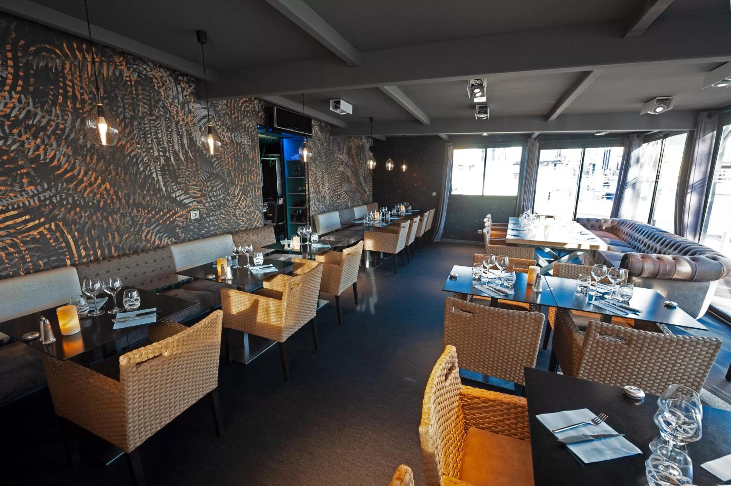 Restaurant/places to eat in Nota Bene