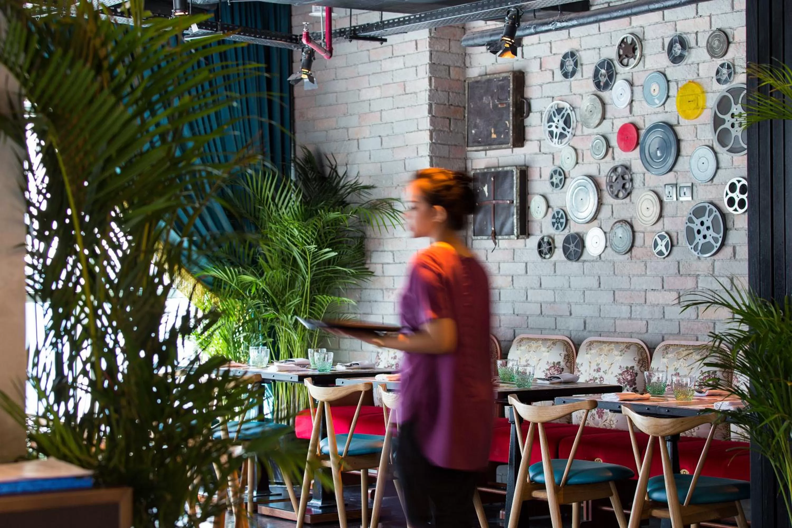 Restaurant/places to eat in Naumi Hotel Dubai - formerly dusitD2 Kenz