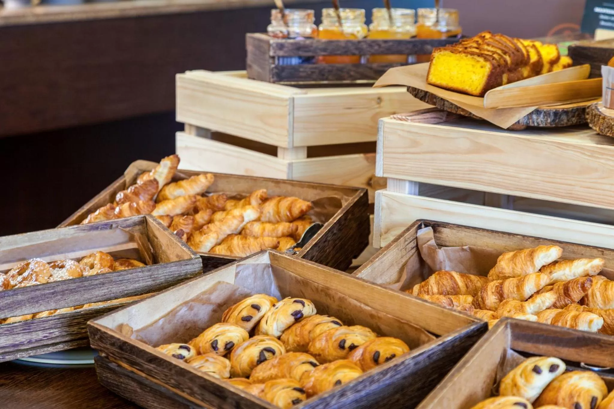 Food and drinks in Novotel London Brentford