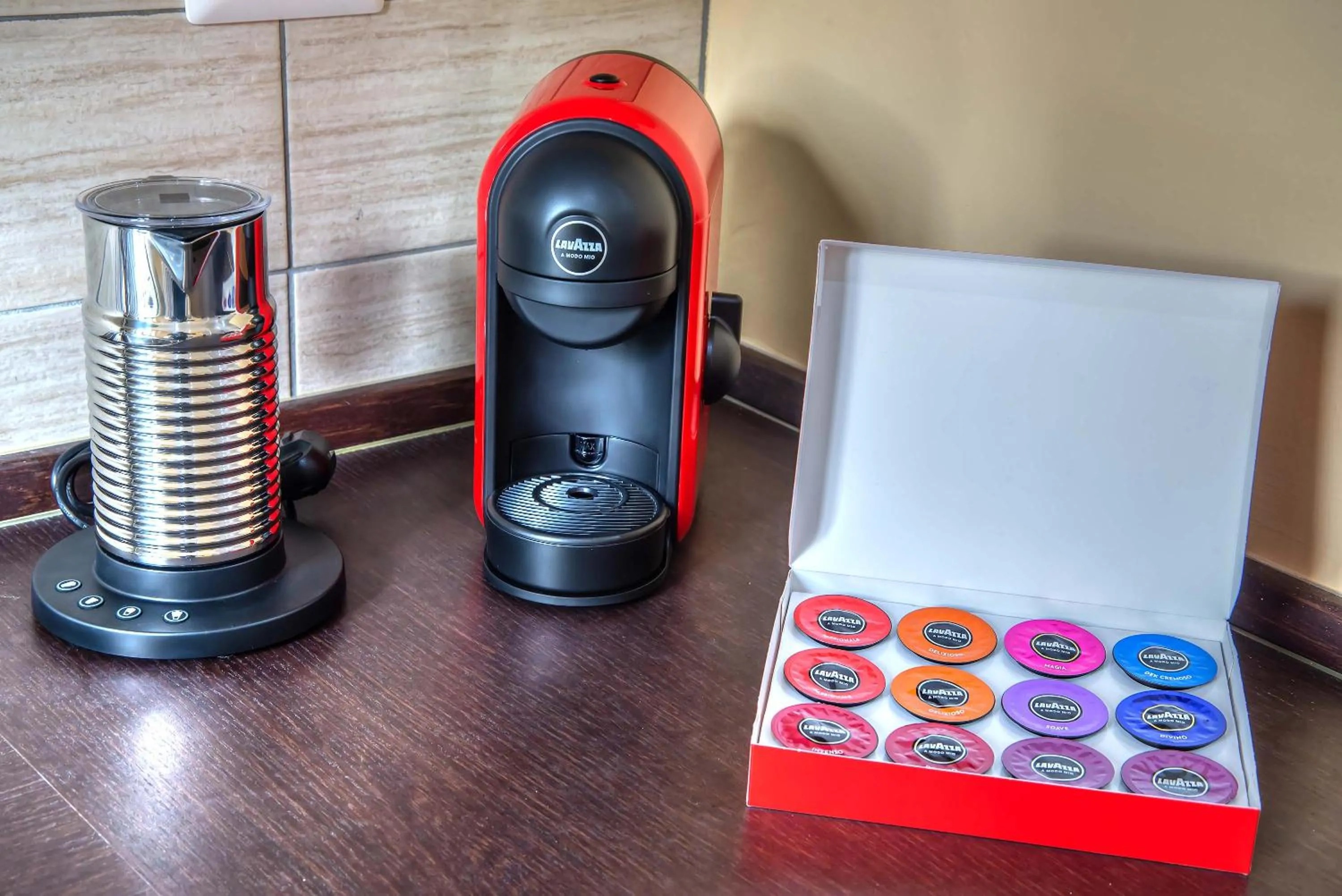 Restaurant/places to eat in Rome Central Rooms