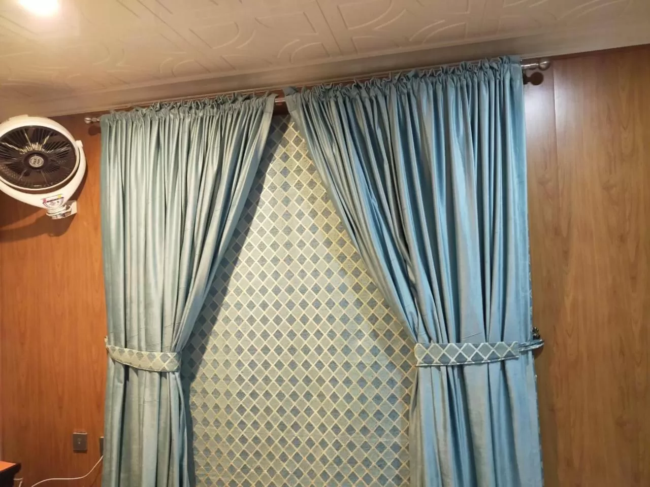 Bedroom in Shagufta Royal Hotel Murree