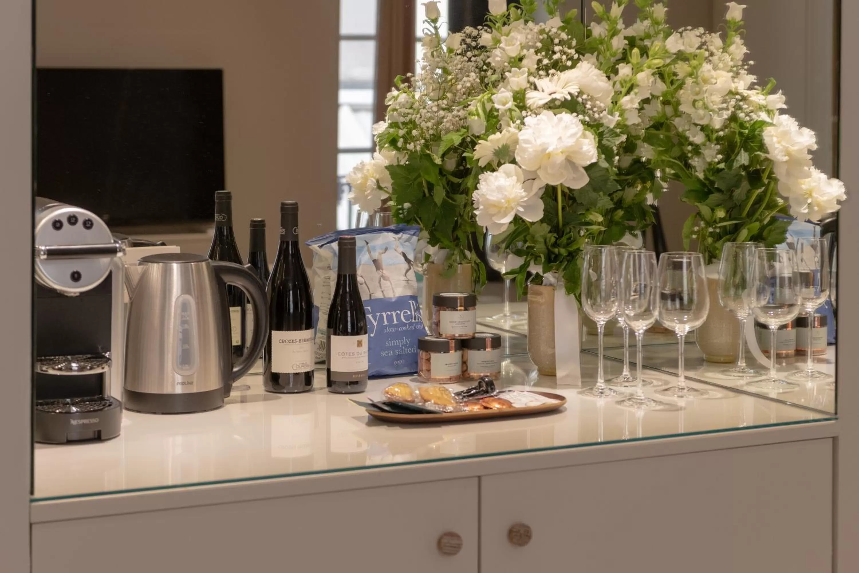 Coffee/tea facilities in MiHotel Sala