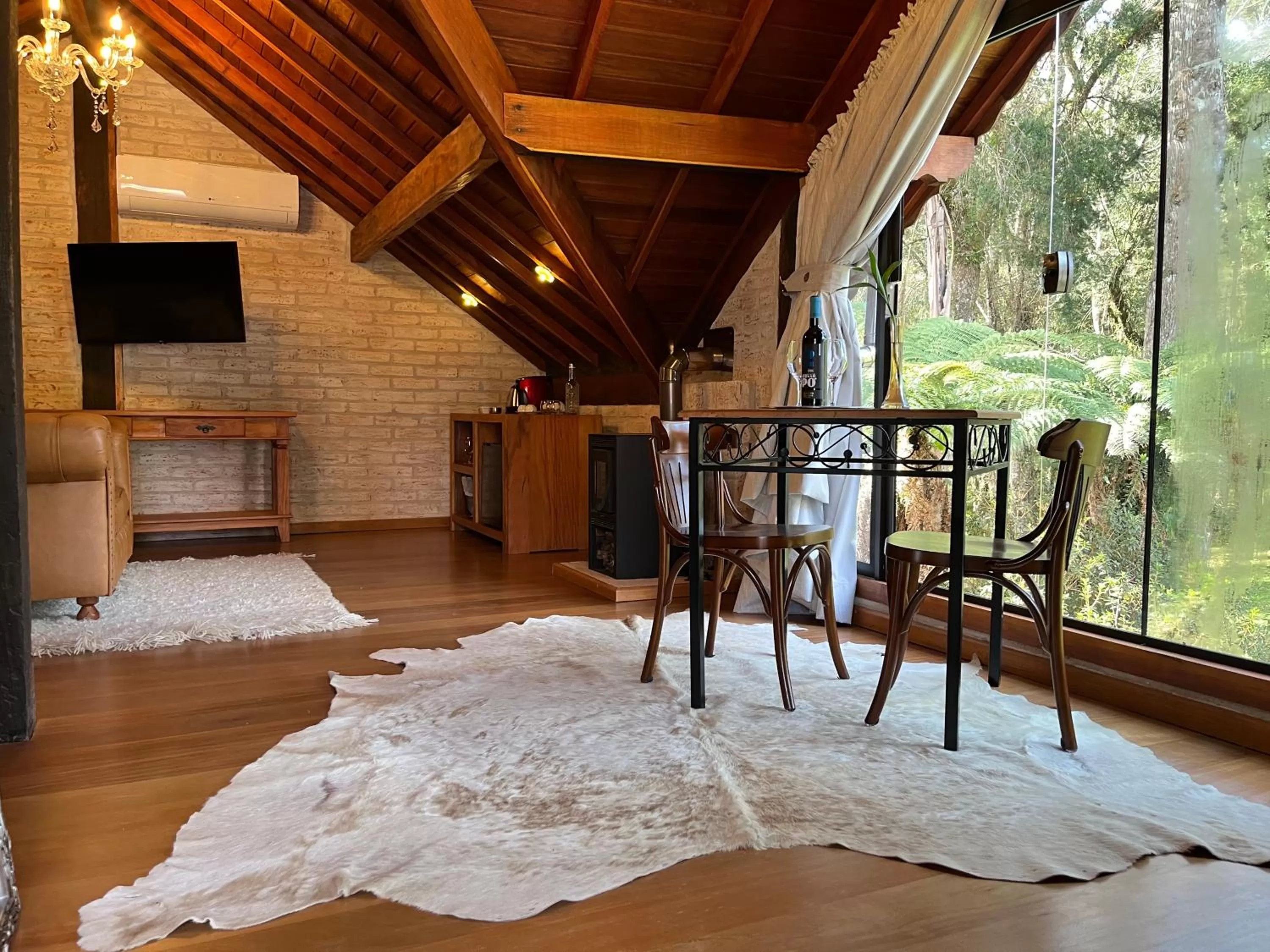 Photo of the whole room in Pousada Dona Bendita