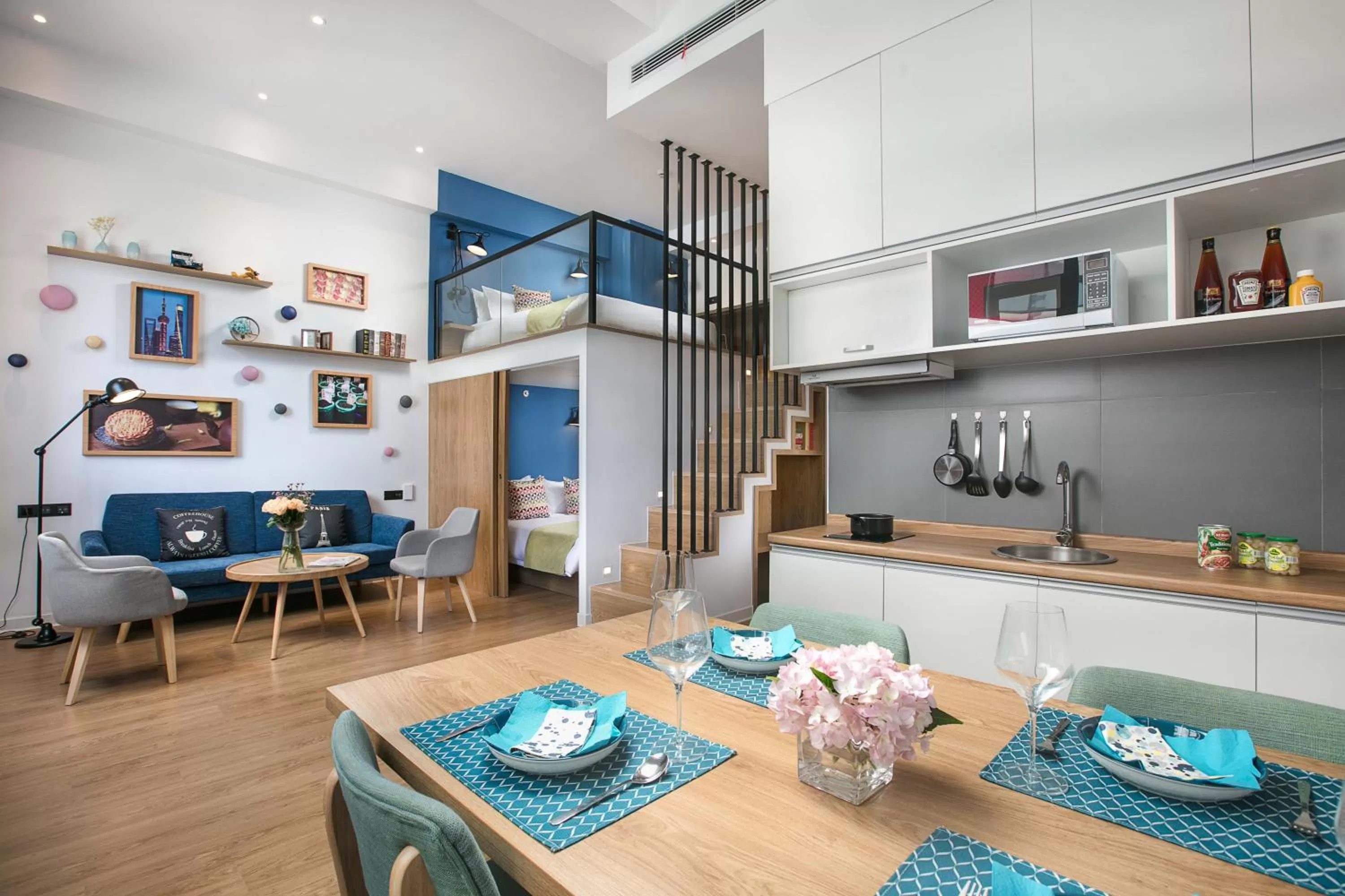 Dining area in Campanile Hotel - Shanghai Jing'an Temple