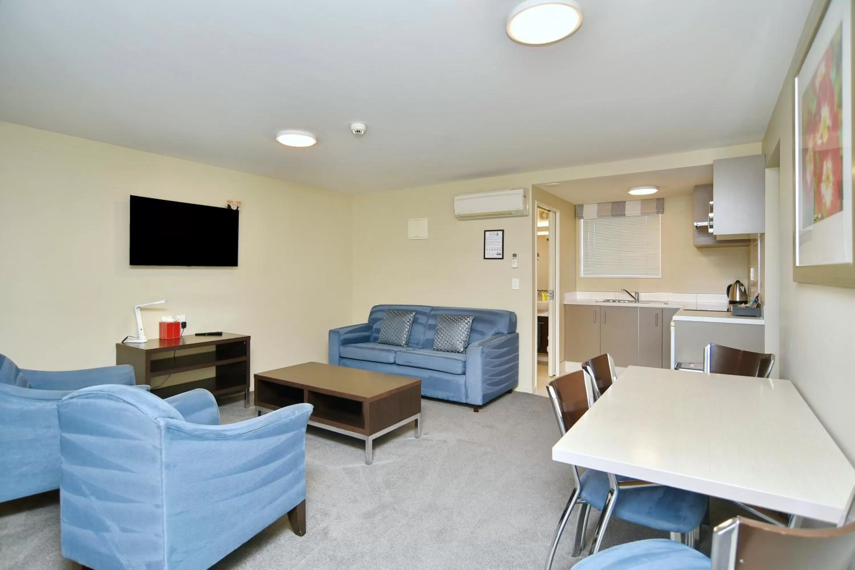 TV and multimedia, Seating Area in The Riverstone