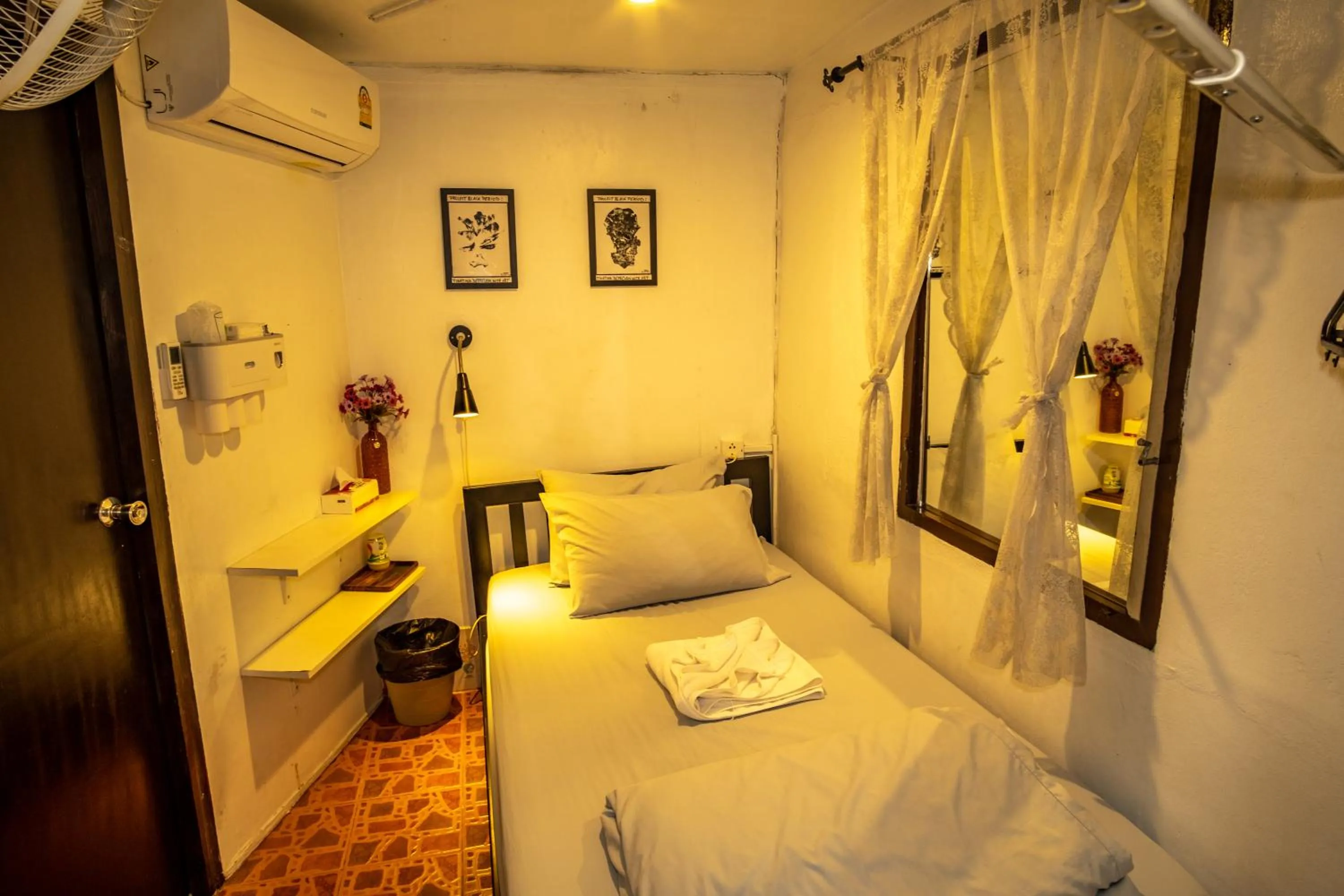 Bed in Home 16  (Hostel 16)